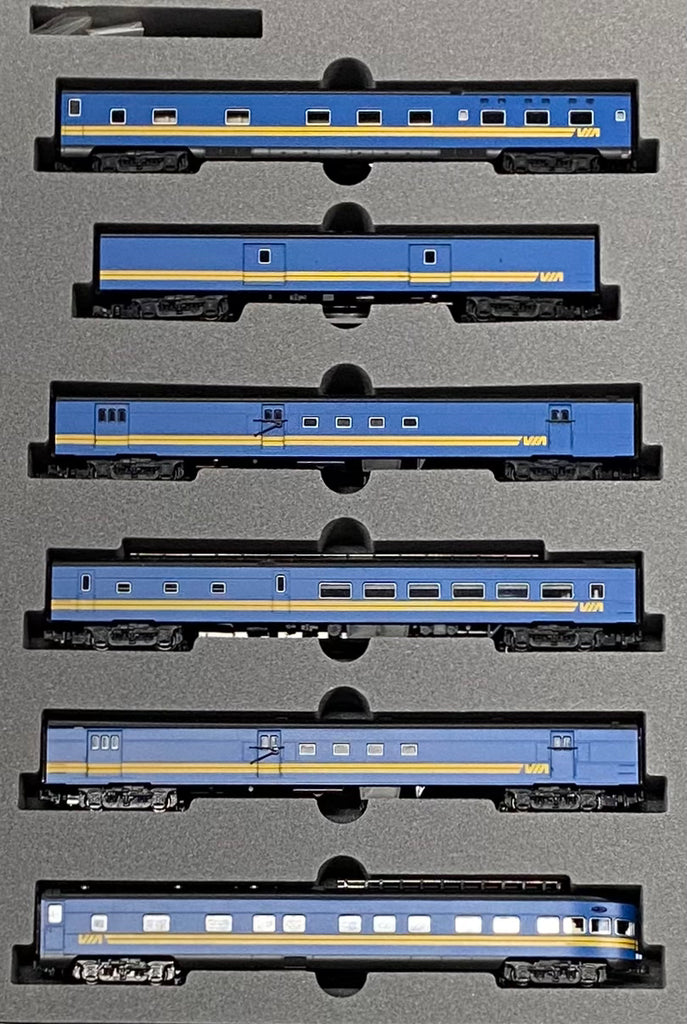 Kato 106-097 N Smoothside Passenger 6 Car Set Very Rare Via Rail (VIA) (#1)