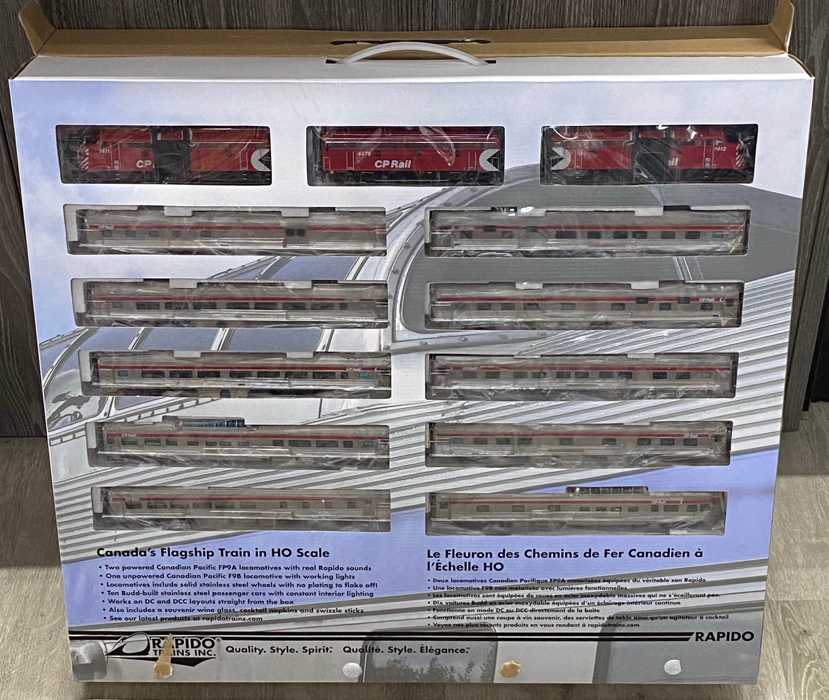 Rapido 210004 HO The Canadian 13 piece Set (Fully Lighted) Canadian Pacific Action Red (CP) 1411,1412,4476 DCC & Sound