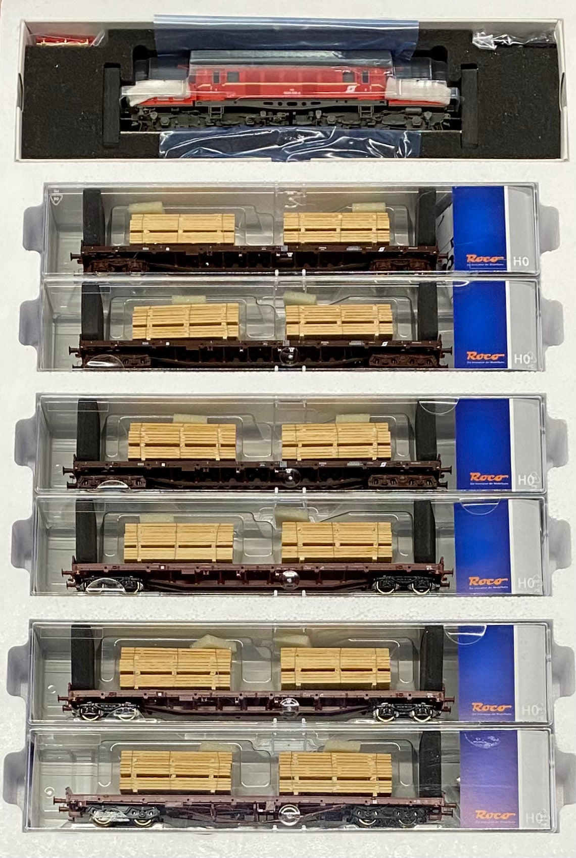 Roco 61416 HO OBB Rh 1020 E-lok mit Rungenwagen 6 Wagen Set 016-0 Analog DC