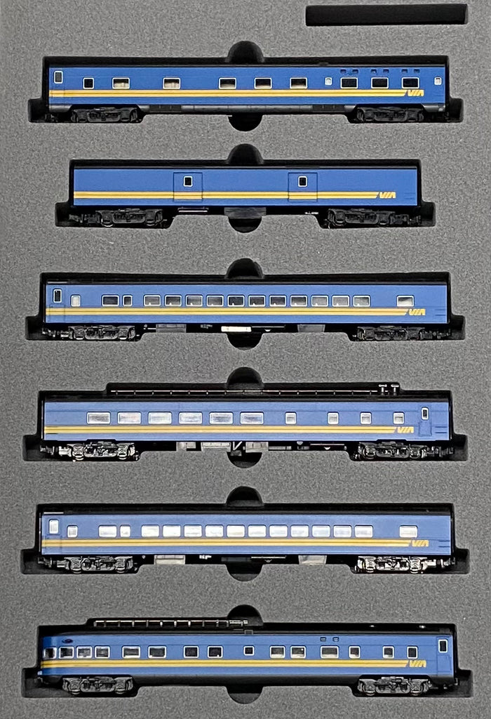Kato 106-097 N Smoothside Passenger 6 Car Set Very Rare Via Rail (VIA) (#2)