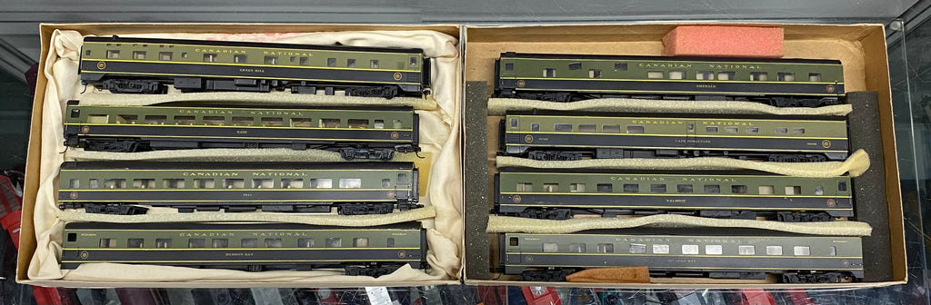 Rivarossi CN54PASSSET HO 8 Car Passenger Set 1954 Scheme Canadian National (CN)