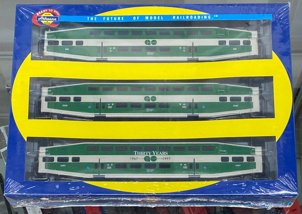 Athearn 2581 HO Go Transit 3 Pack Passenger Car Set GO Transit (GOT) 200/2307/2330