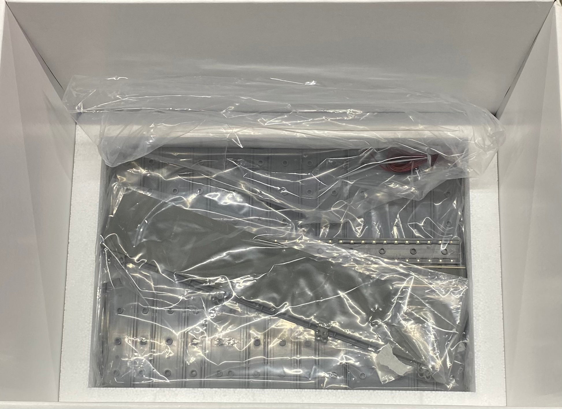 Heljan 89001 HO Digital Containerterminal mit Grundplatte Container