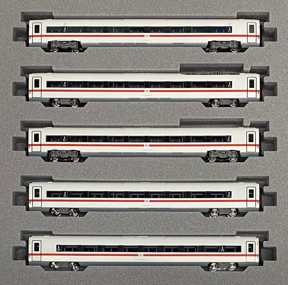 Kato 10-1544 N BR412/ICE4 5 Piece Add On Car Set Green Line