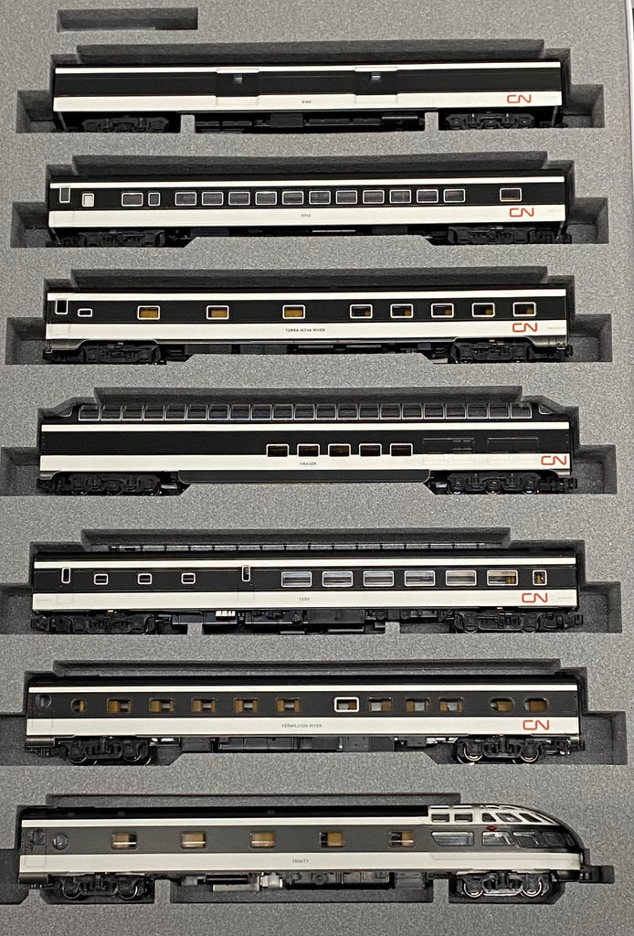Kato 106-102-1 N 7 Car Set Transcontinental Passenger Cars Lighted Canadian National (CN) (#1)