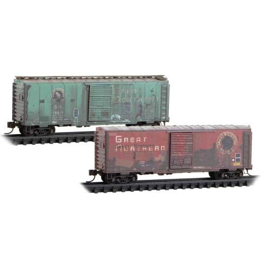 Micro Trains N 98305093 40' Single-Door Boxcar No Roofwalk 2-Pack - Great Northern #18871, 5473 (Weathered, 1 green, 1 red)