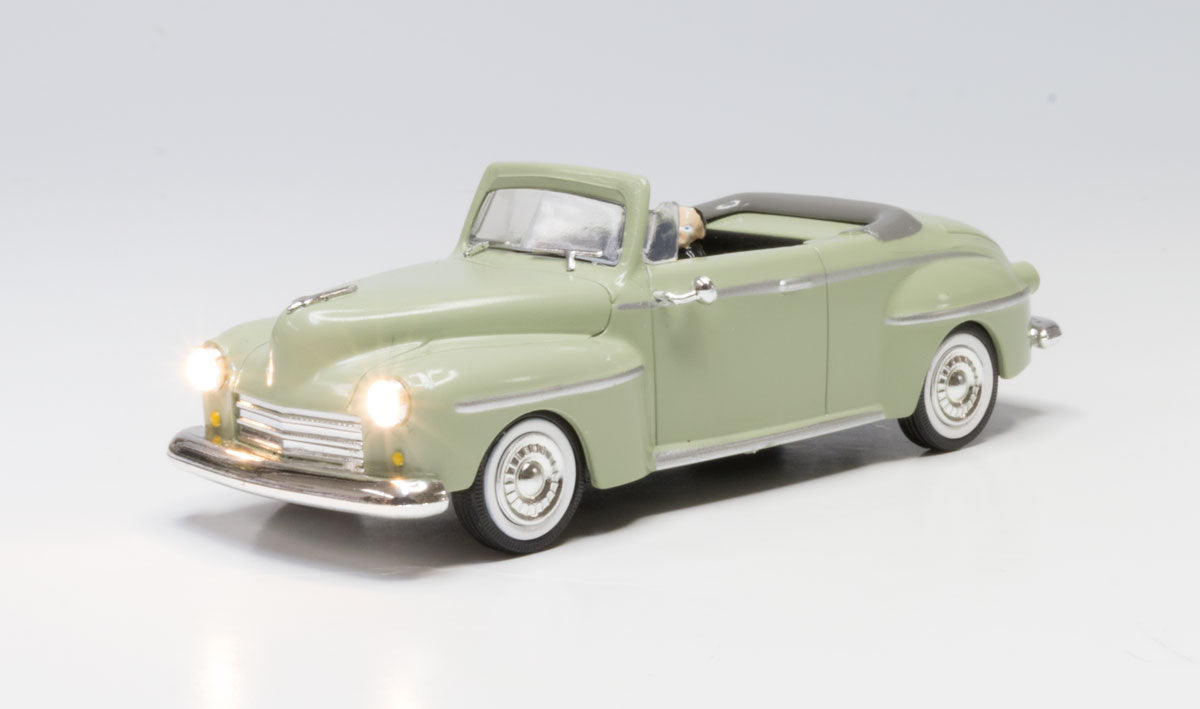 Woodland Scenics 5974 Just Plug(R) Lighted Vehicle -- Cool Convertible (Light Green)