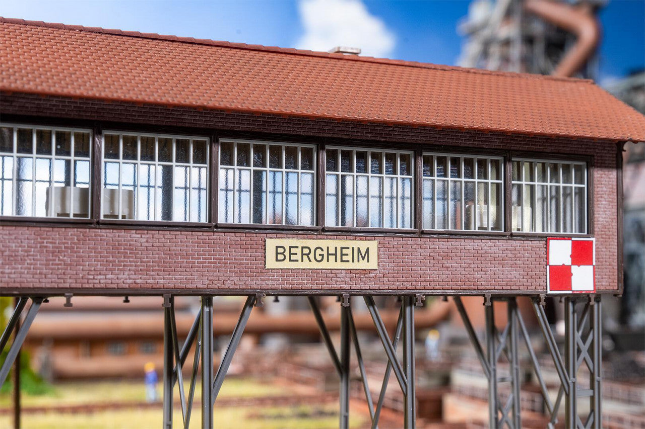 Faller 120090 HO Bergheim Signal box