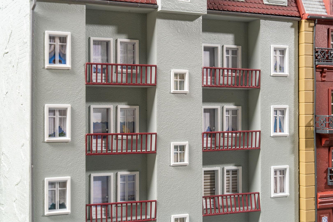 Faller 130751 HO Pritzwalk Residential building