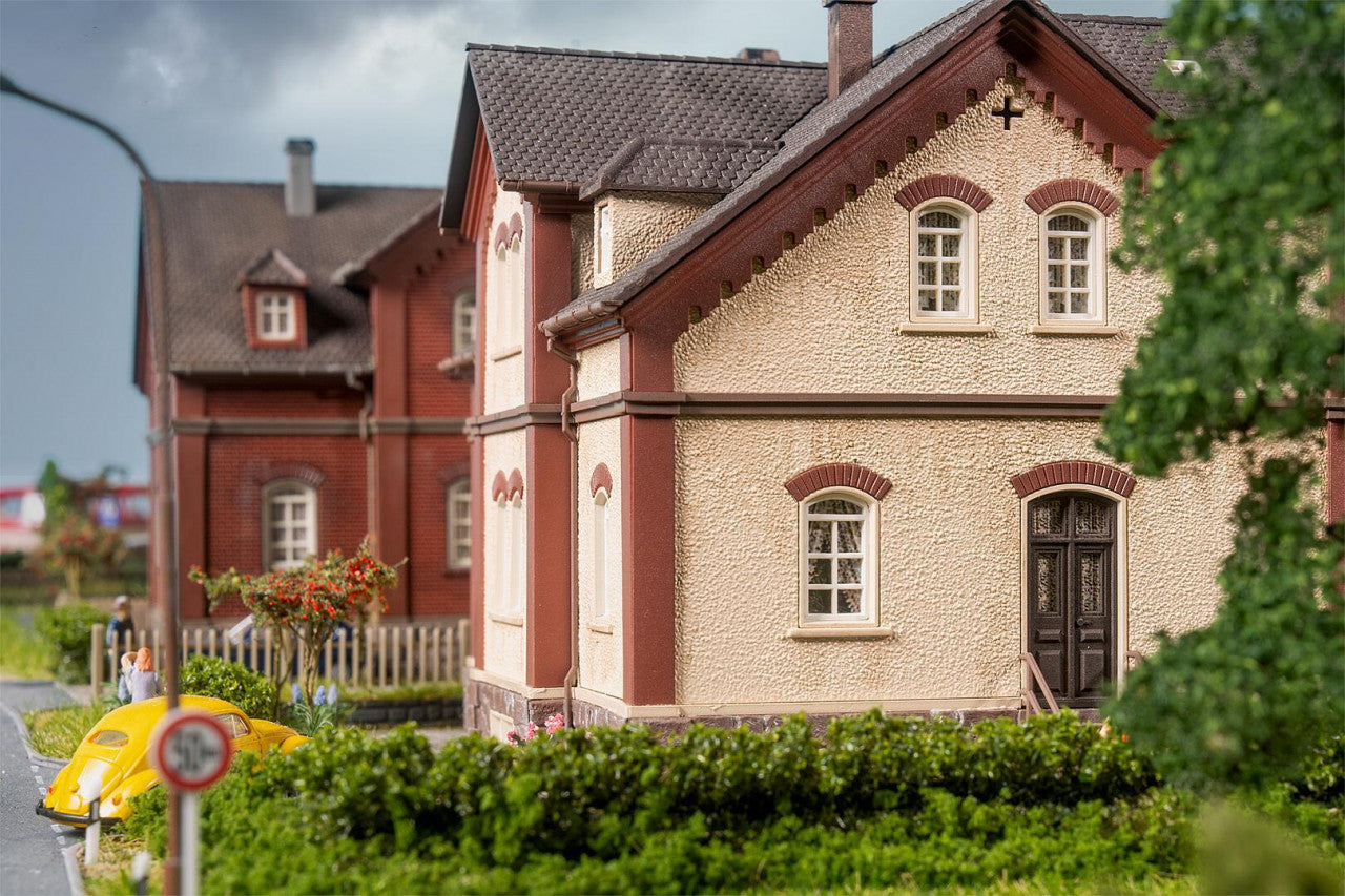 Faller 130752 HO Bergmannsplatz 1 Development house