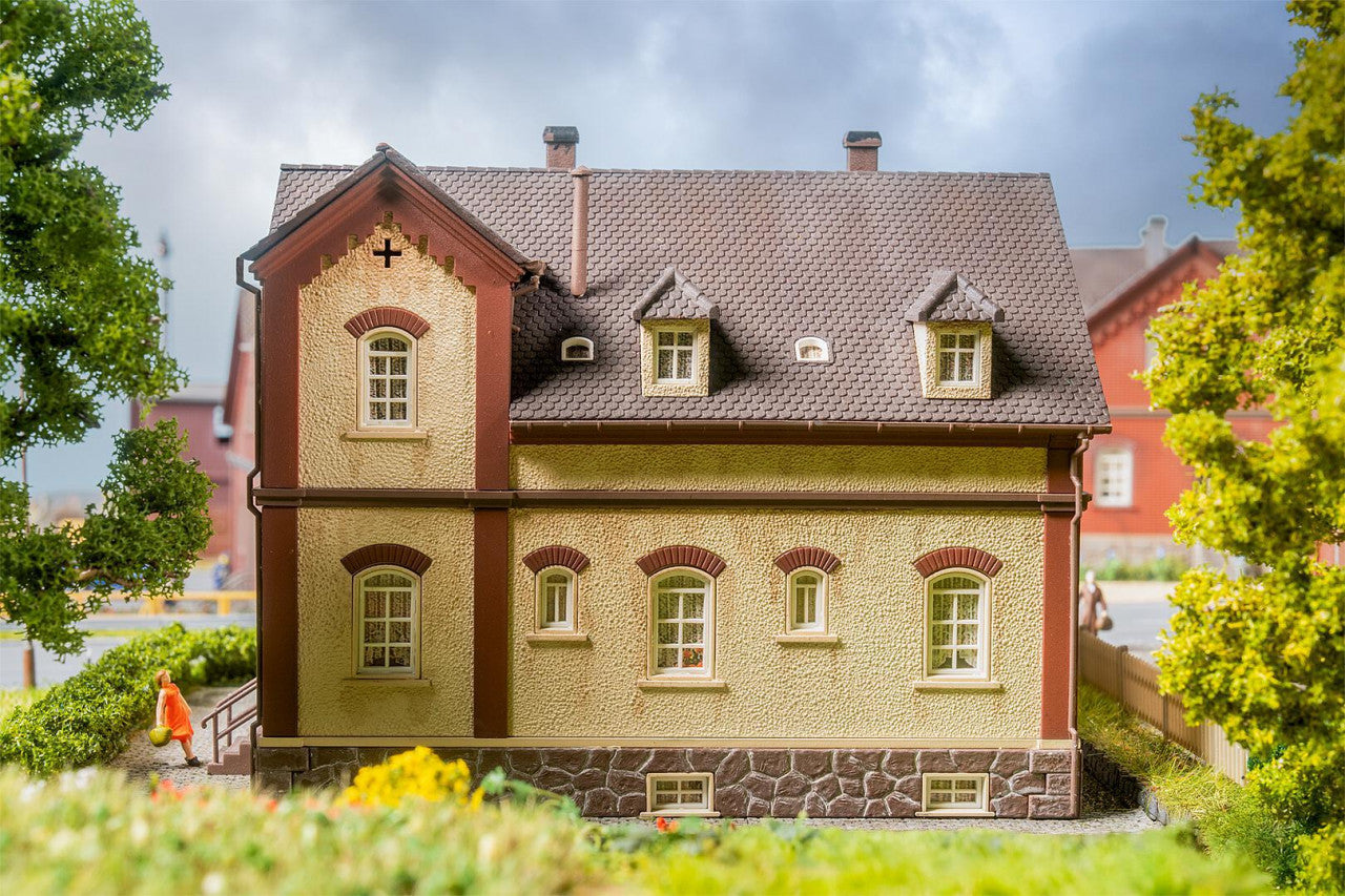Faller 130752 HO Bergmannsplatz 1 Development house