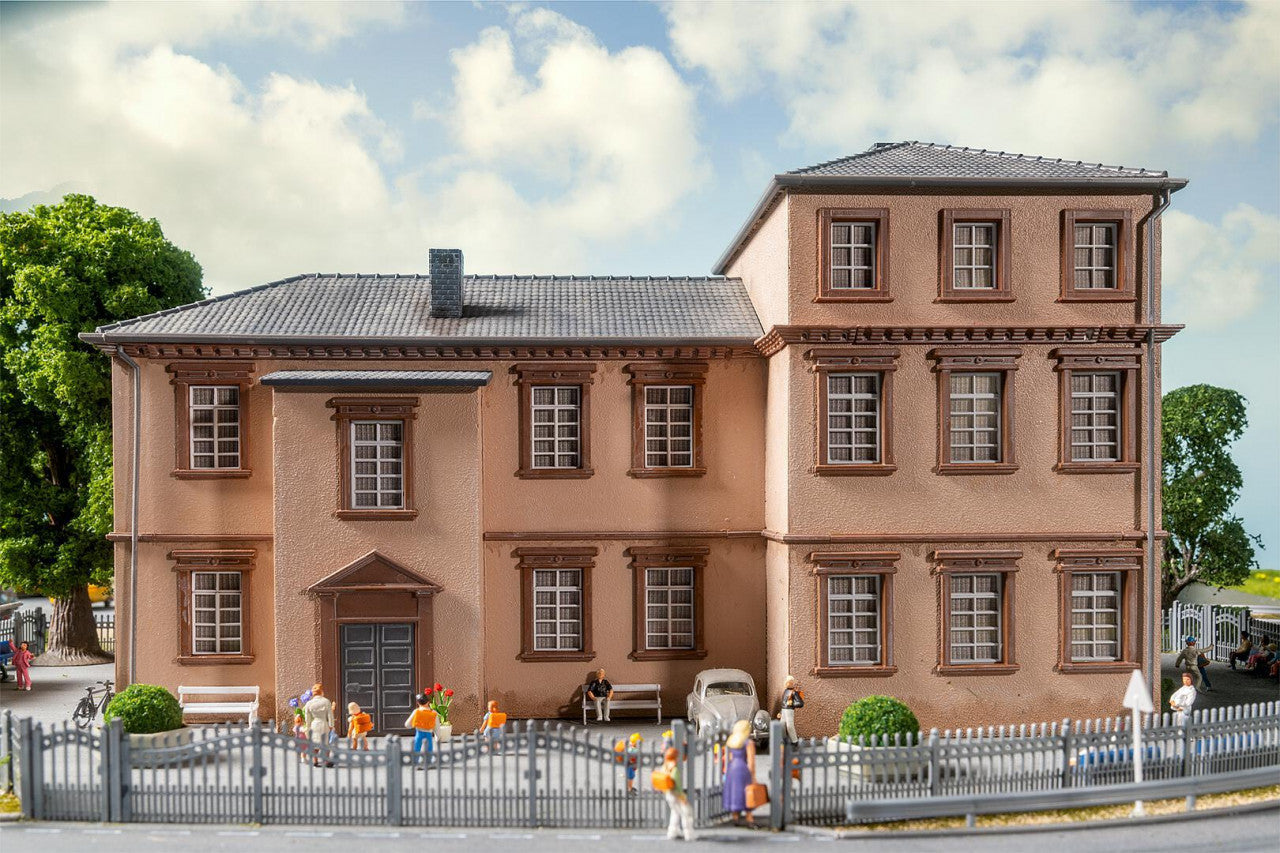 Faller 130784 HO Waldorf School