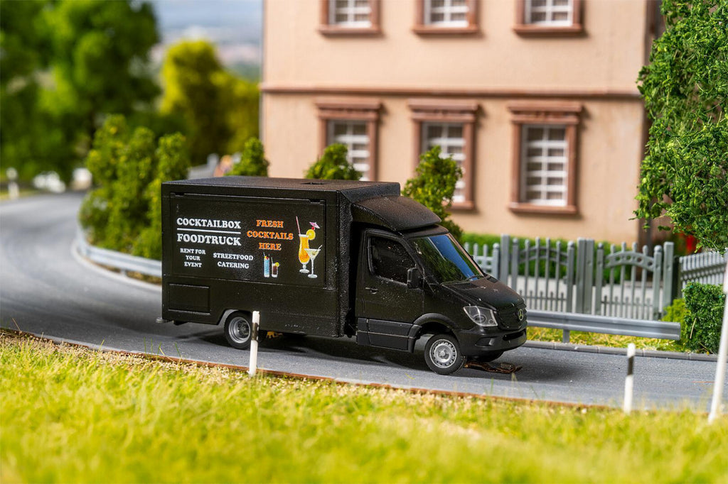 Faller 161446 HO MB Sprinter food truck (HERPA)