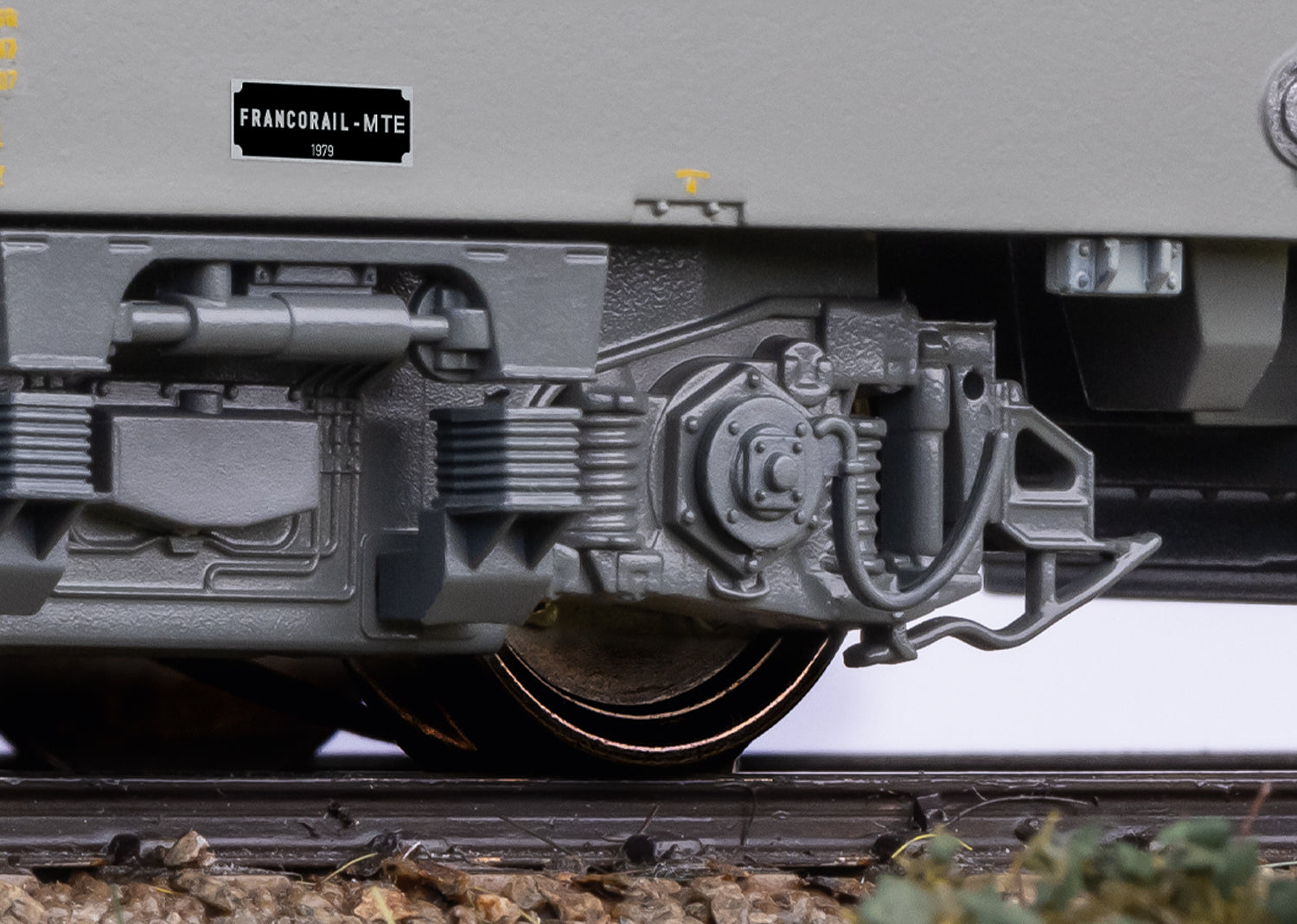 Marklin 39723 HO SNCF Class BB 22200 Electric Locomotive MFX+ Digital Sound