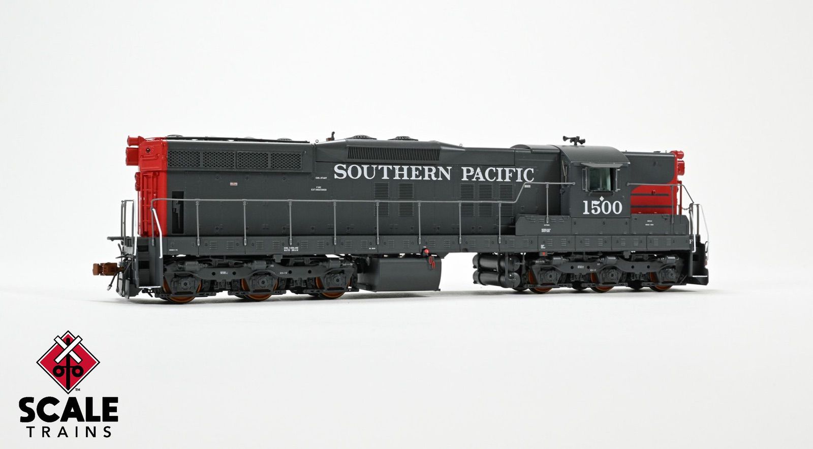 ScaleTrains SXT41190 Rivet Counter HO Scale EMD SD7R, Southern Pacific/Bloody Nose 1500 DCC & Sound Equipped