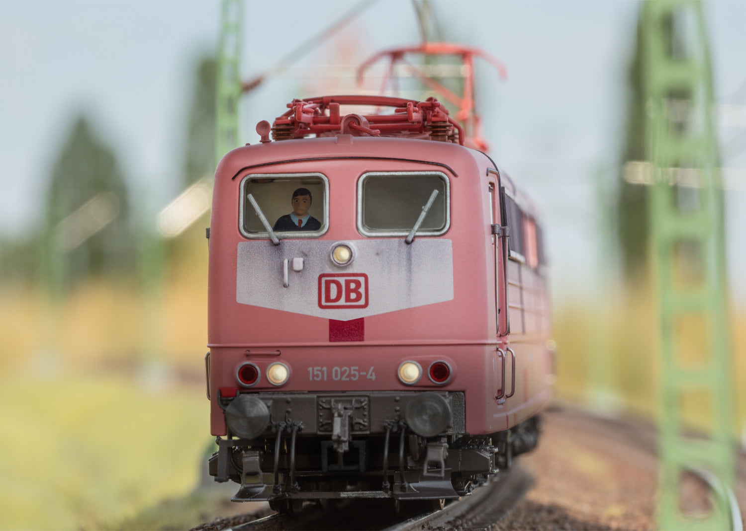 Trix 25655 HO Class 151 Electric Locomotive MFX DCC/Sound