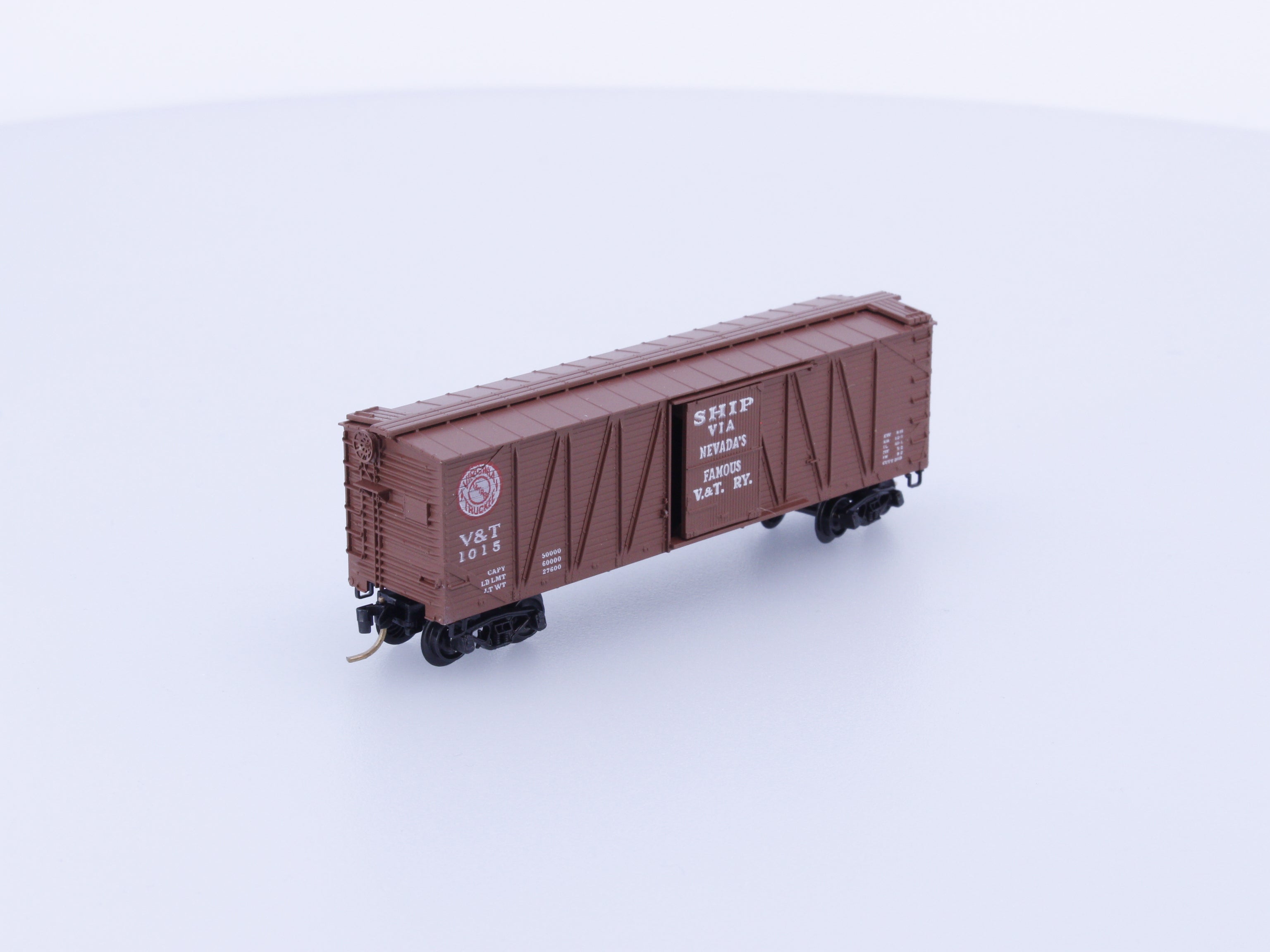 Micro Trains 28010 N Boxcar, 40', Wood Sheathed, Outside Braced Virginia & Truckee V&T 1015