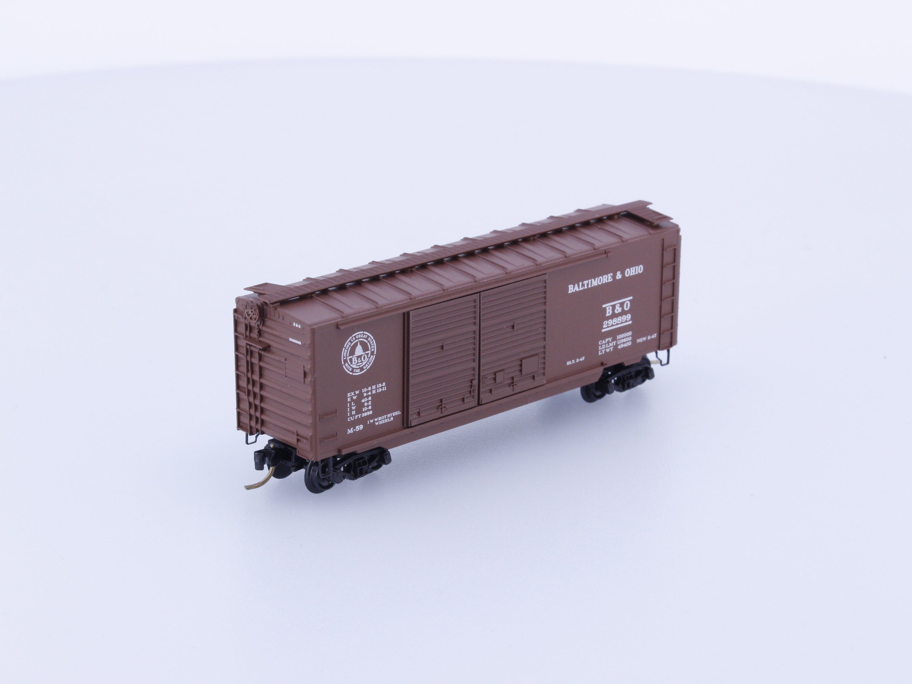 Micro Trains 23040 N 40' Standard Box Car Double Doors Baltimore and Ohio (BO) 298899