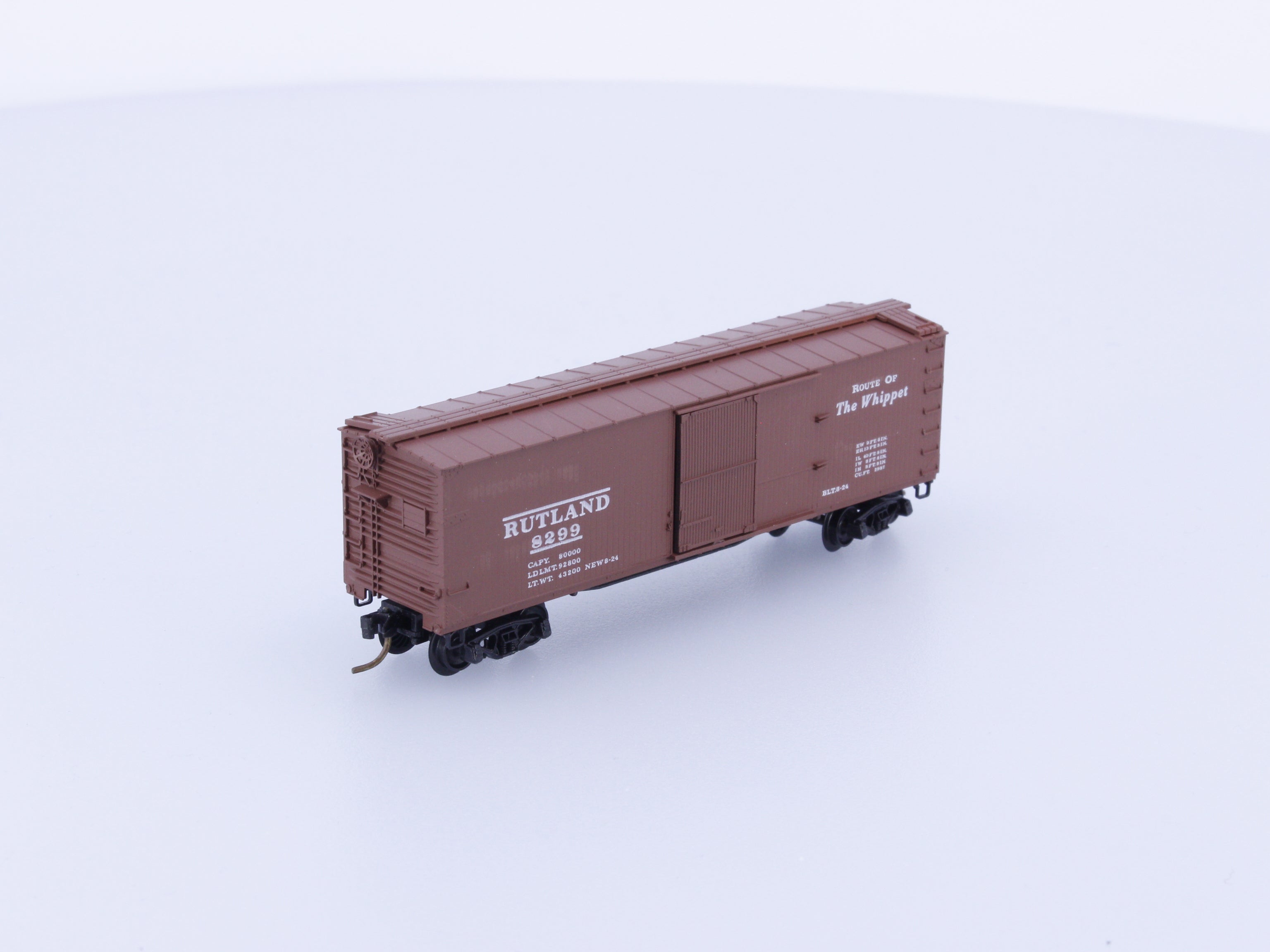 Micro Trains 42560 N 40' Double-Sheathed Box Car, Single Door Rutland Line (RL) 8299