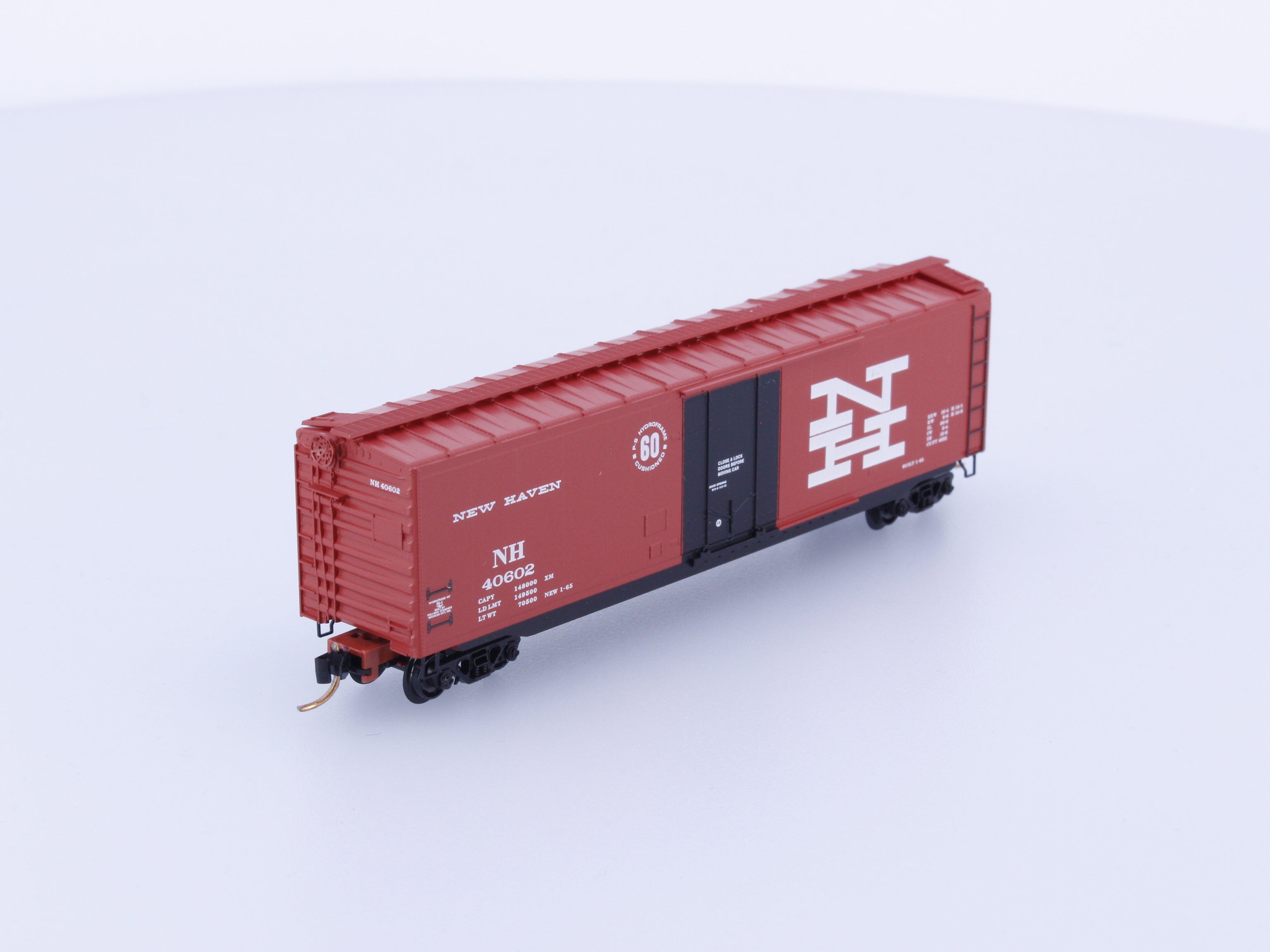 Micro Trains 32190 Z 50' Standard Box Car, Plug Door New York New Haven and Hartford Railroad (NH) 40602