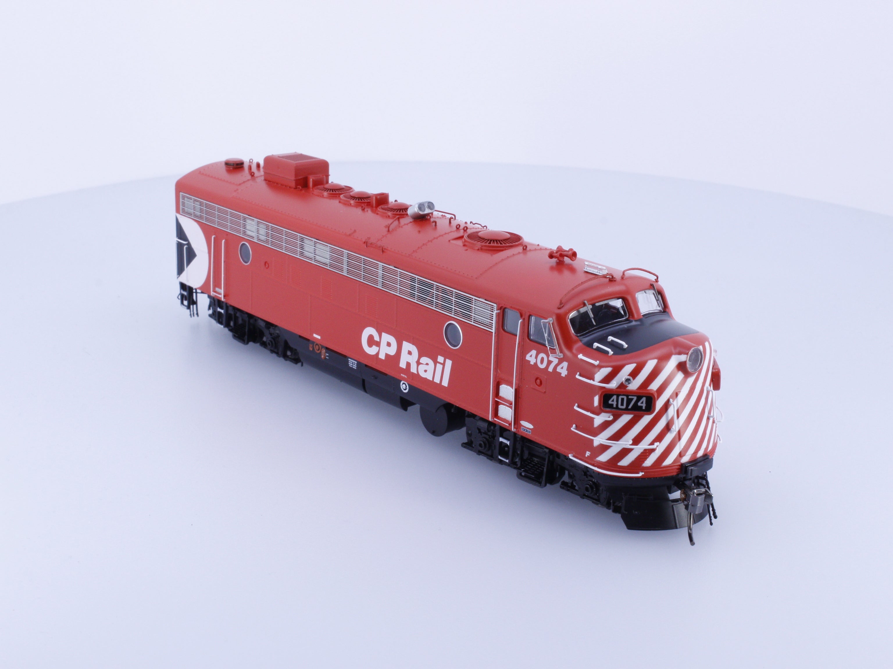 Rapido 222516 HO GMDD FP7 Canadian Pacific (CP) 4074 DCC & Sound