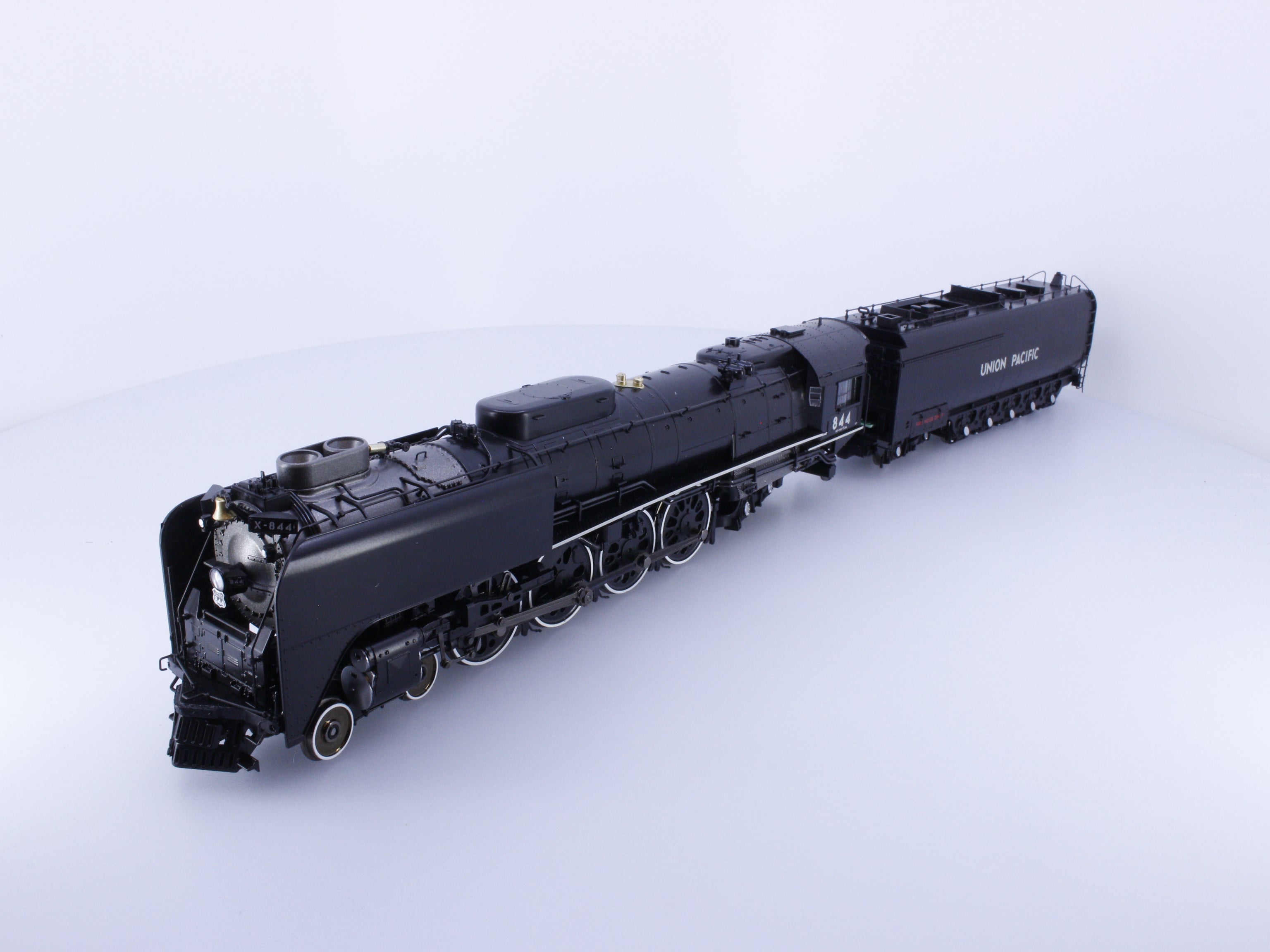 Athearn ATHG88413 HO FEF-3 150th Anniversary of the Golden Spike Union Pacific (UP) 844 DCC & Sound