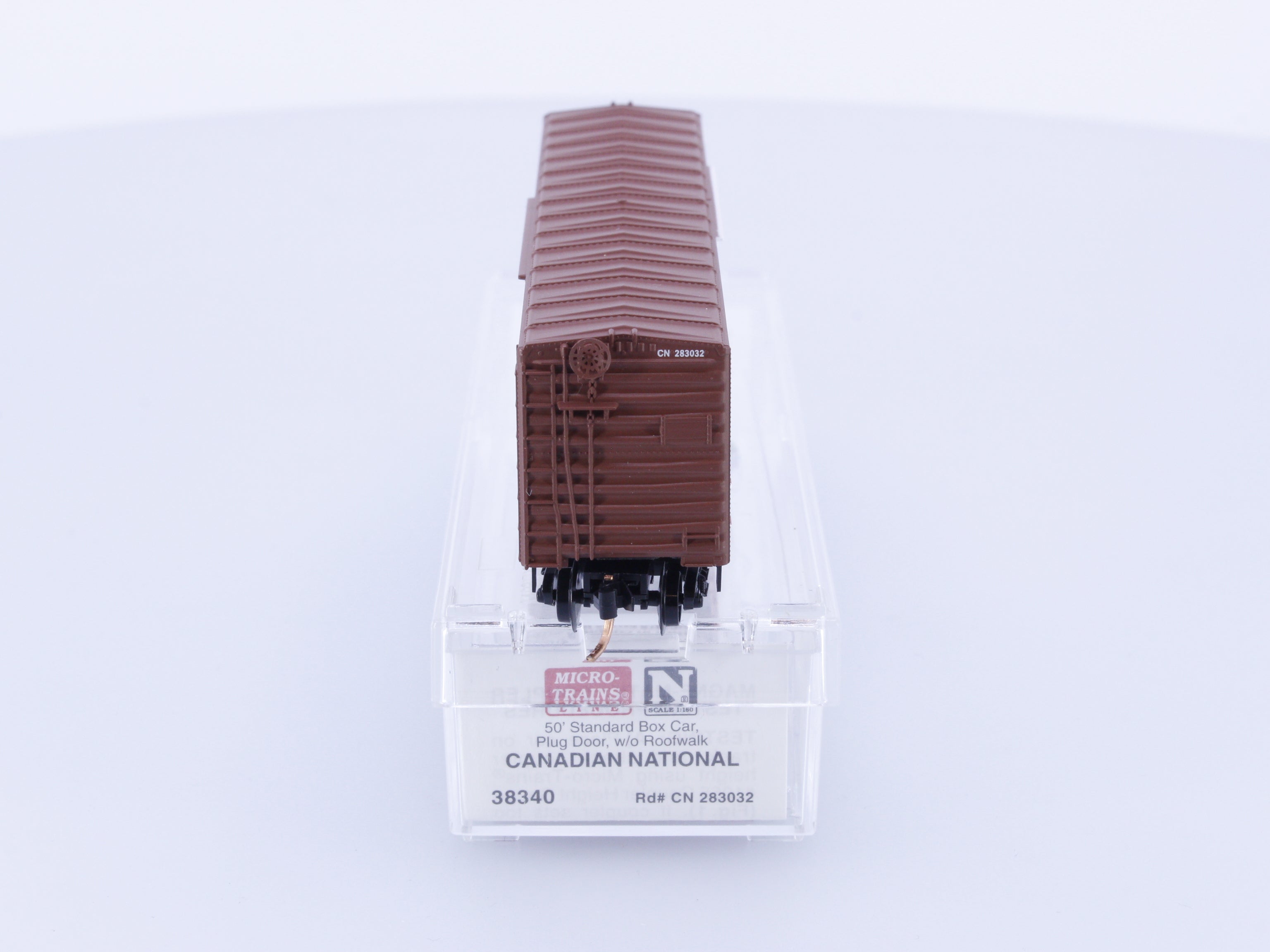Micro Trains 38340 N 50' Standard Boxcar Plug Door w/o Roofwalk Canadian National (CN) 283032