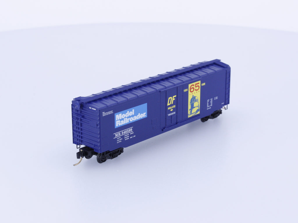 Micro Trains 32360 N 40' Standard Box Car, Plug Door Model Railroader 65 Years 346599