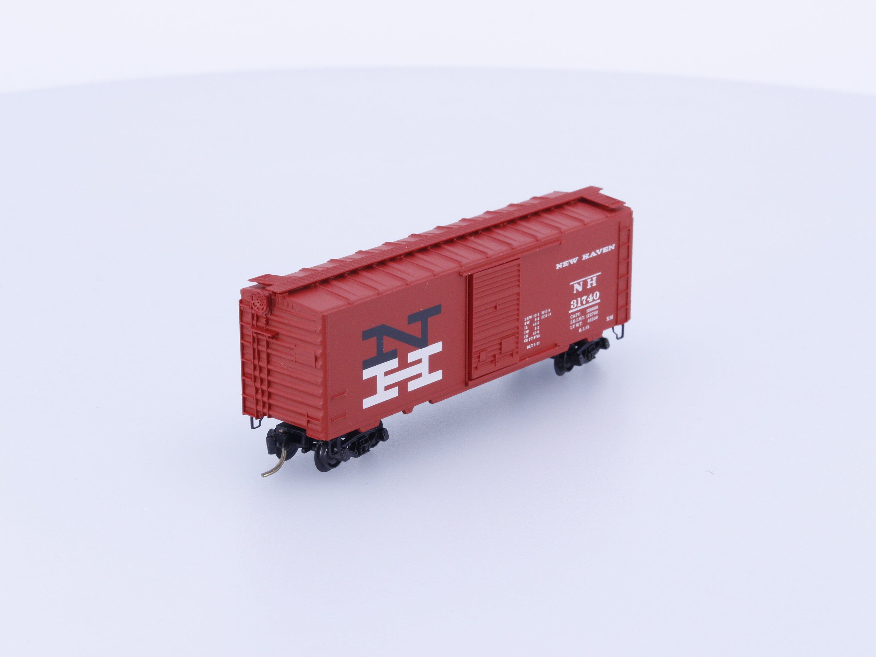 Micro Trains 20830 N 40' Standard Box Car Single Door New York New Haven and Hartford Railroad (NH) 31740