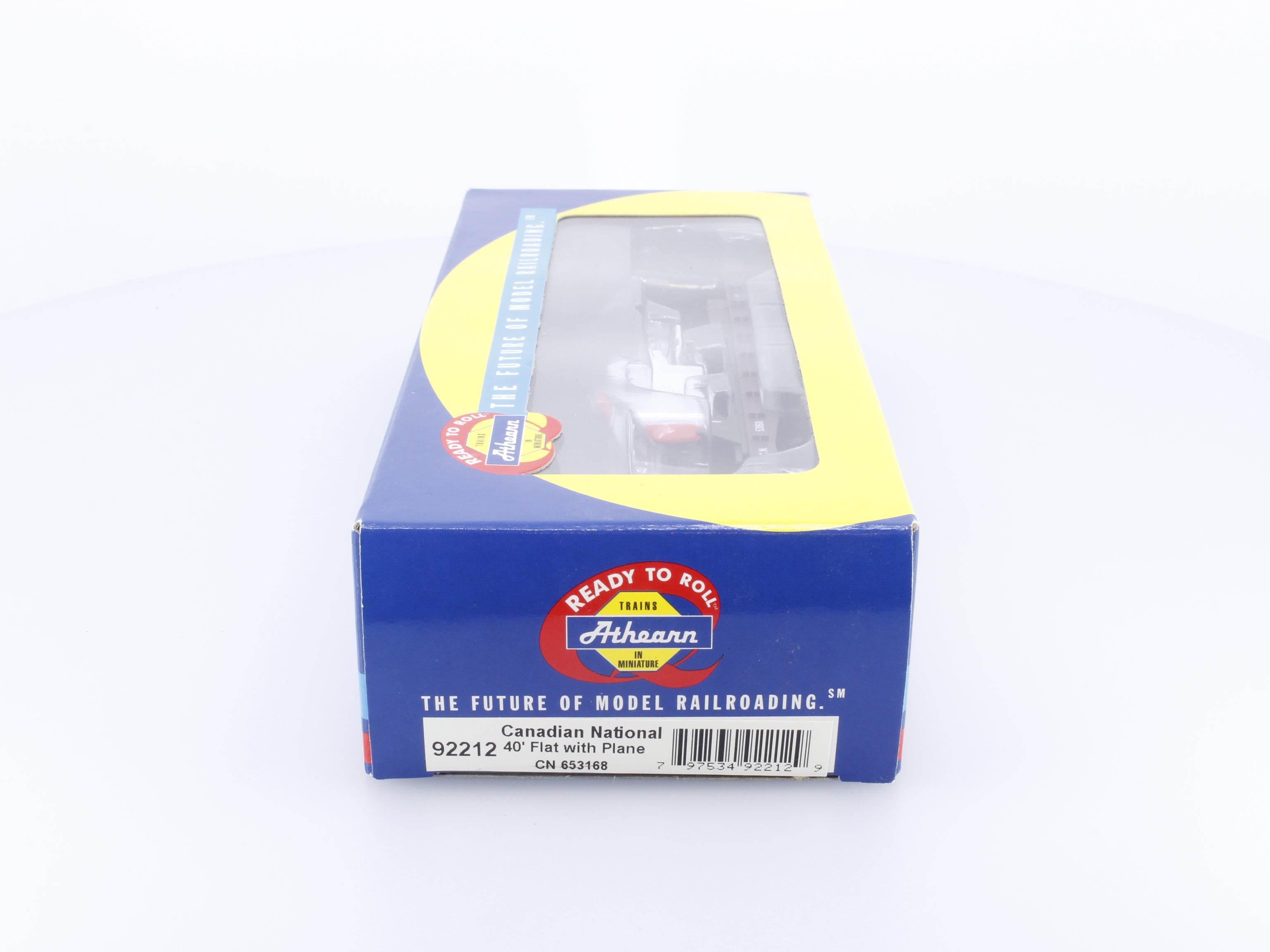 Athearn 92212 HO 40' Flat with Plane Canadian National (CN) 653168
