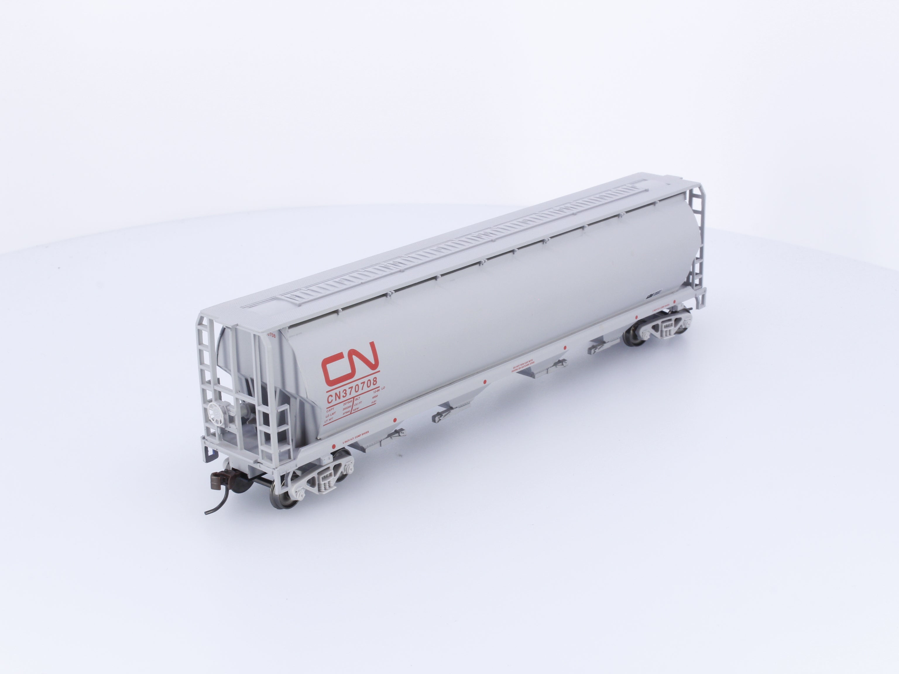 Bachmann 19133 HO Cylindrical Grain Hopper Canadian National (CN) 370708