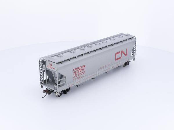 Bachmann 17513 HO 56' Center Flow Hopper Canadian National (CN) 370018 (#2)