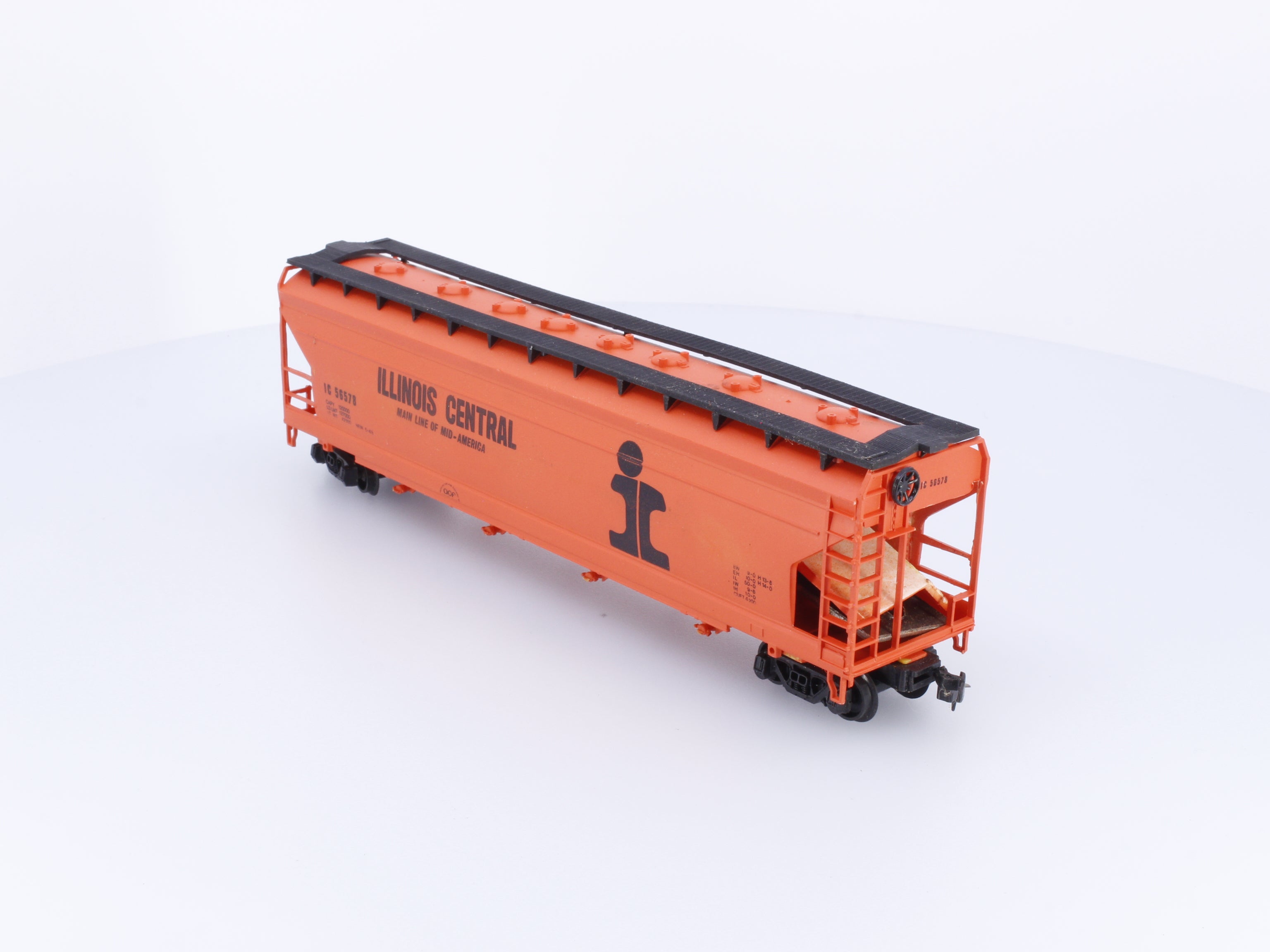 AHM Minitrains 5395H HO 4 Bay Covered Hopper Illinois Central (IC) 56578
