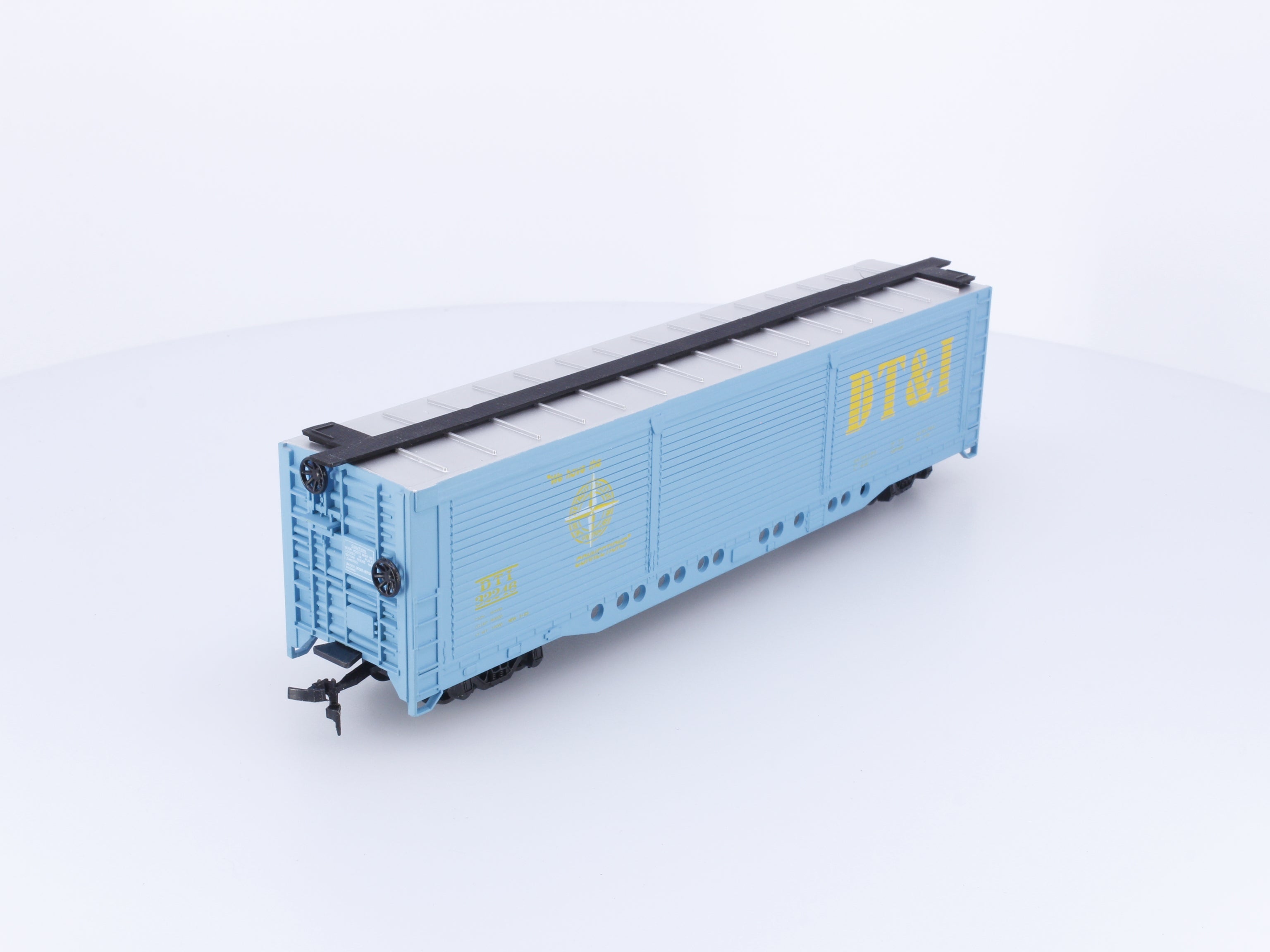 AHM Minitrains 5270E HO All Door Box Car Detroit Toledo and Ironton (DTI) 32246