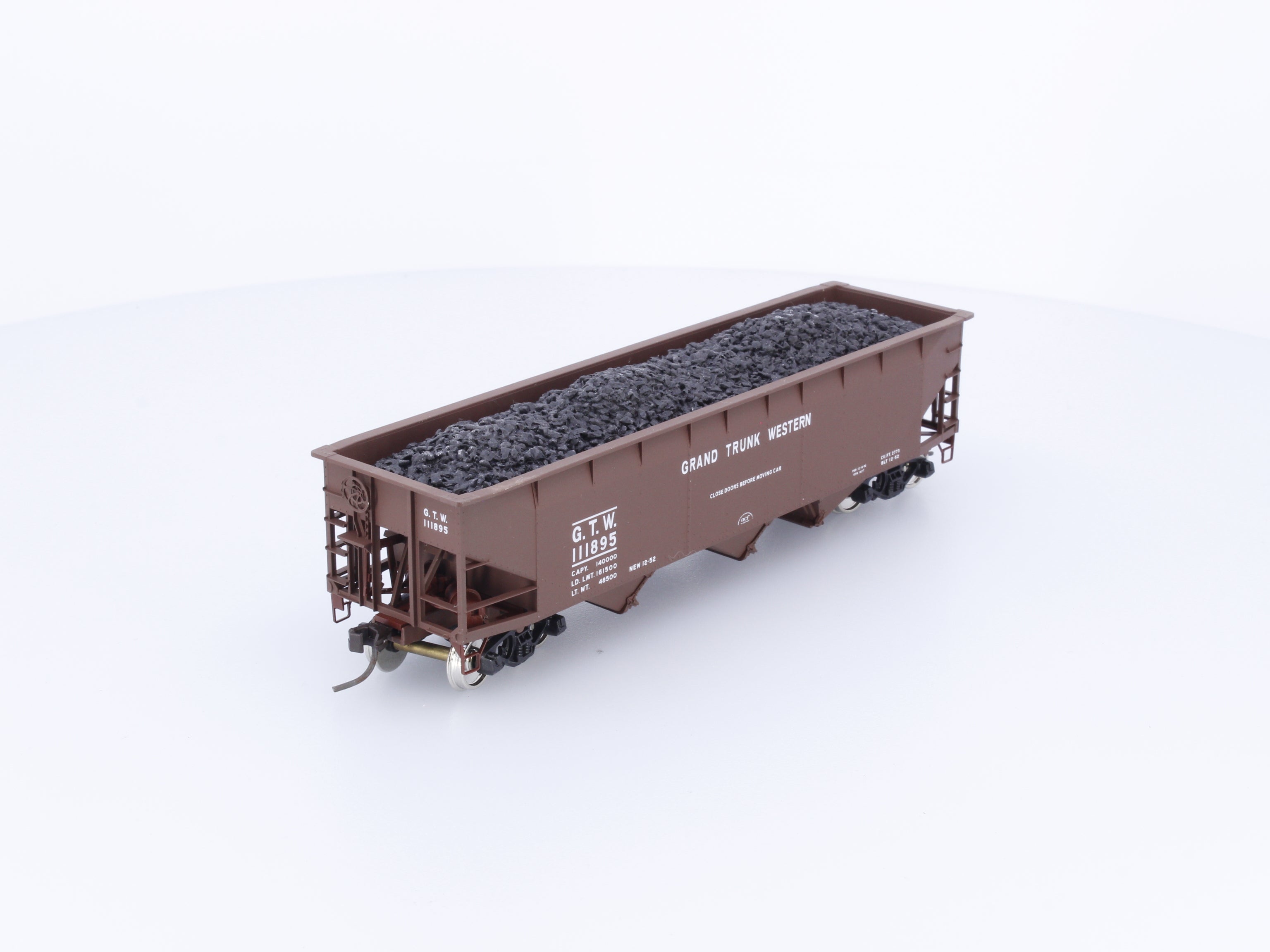 Accurail 97515 HO Offset Side Triple Hopper Grand Trunk Western (GTW) 111895