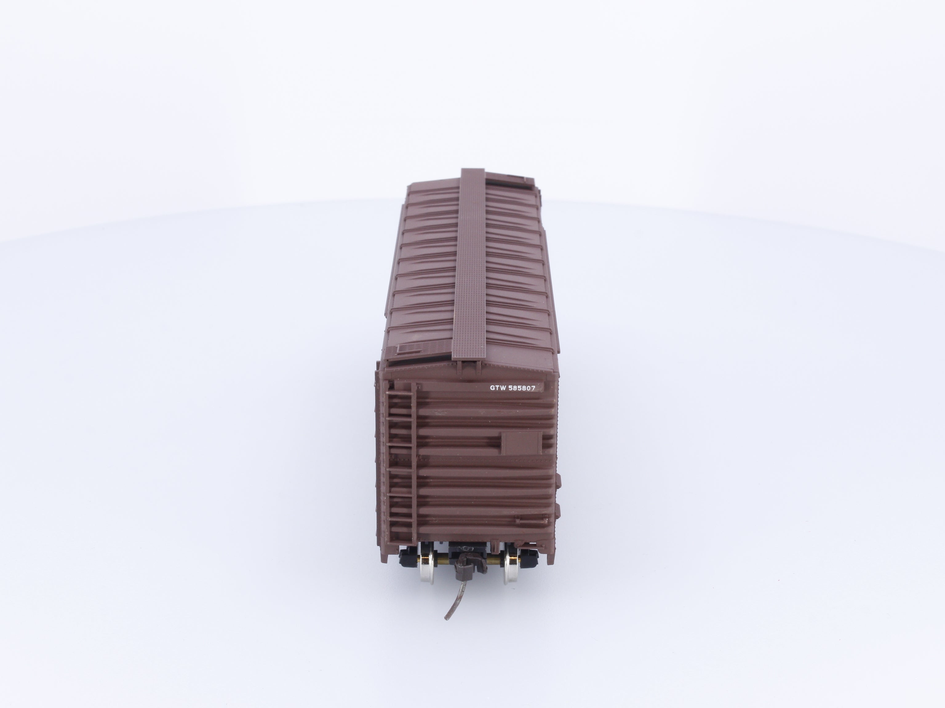 Accurail 93621 HO 40' Steel AAR Double Door Box Car Grand Trunk Western (GTW) 585807