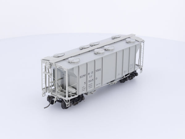 Kadee 8015 HO PS-2 2 Bay 2003 CU FT, Covered Hopper Illinois Central (IC) 55050