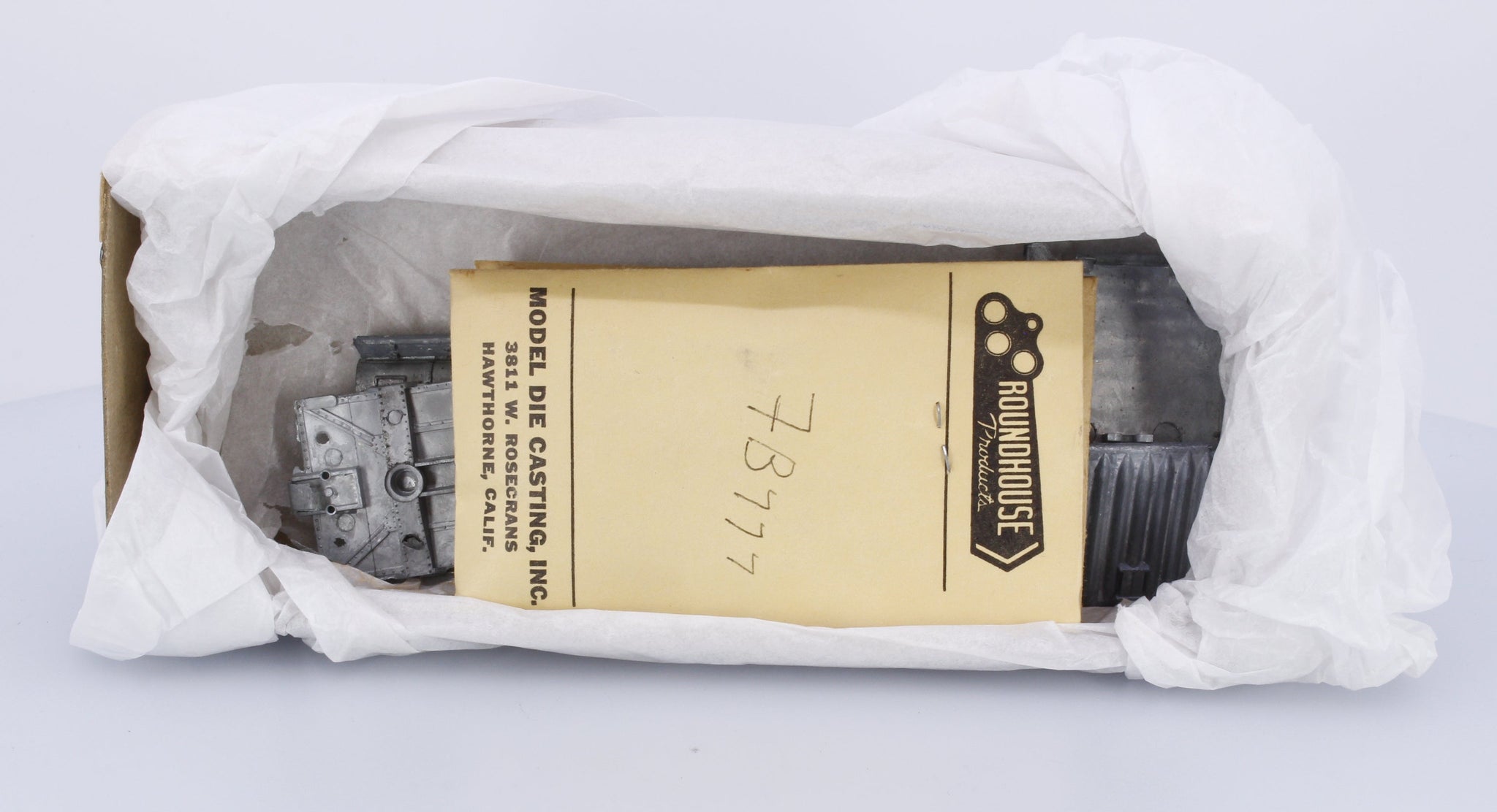 Roundhouse B402 HO 40' Box Car Kit Bessemer & Lake Erie