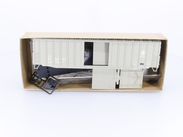 Accurail 5618 HO 50' Ext. Post. Boxcar Illinois Central (IC) 535593