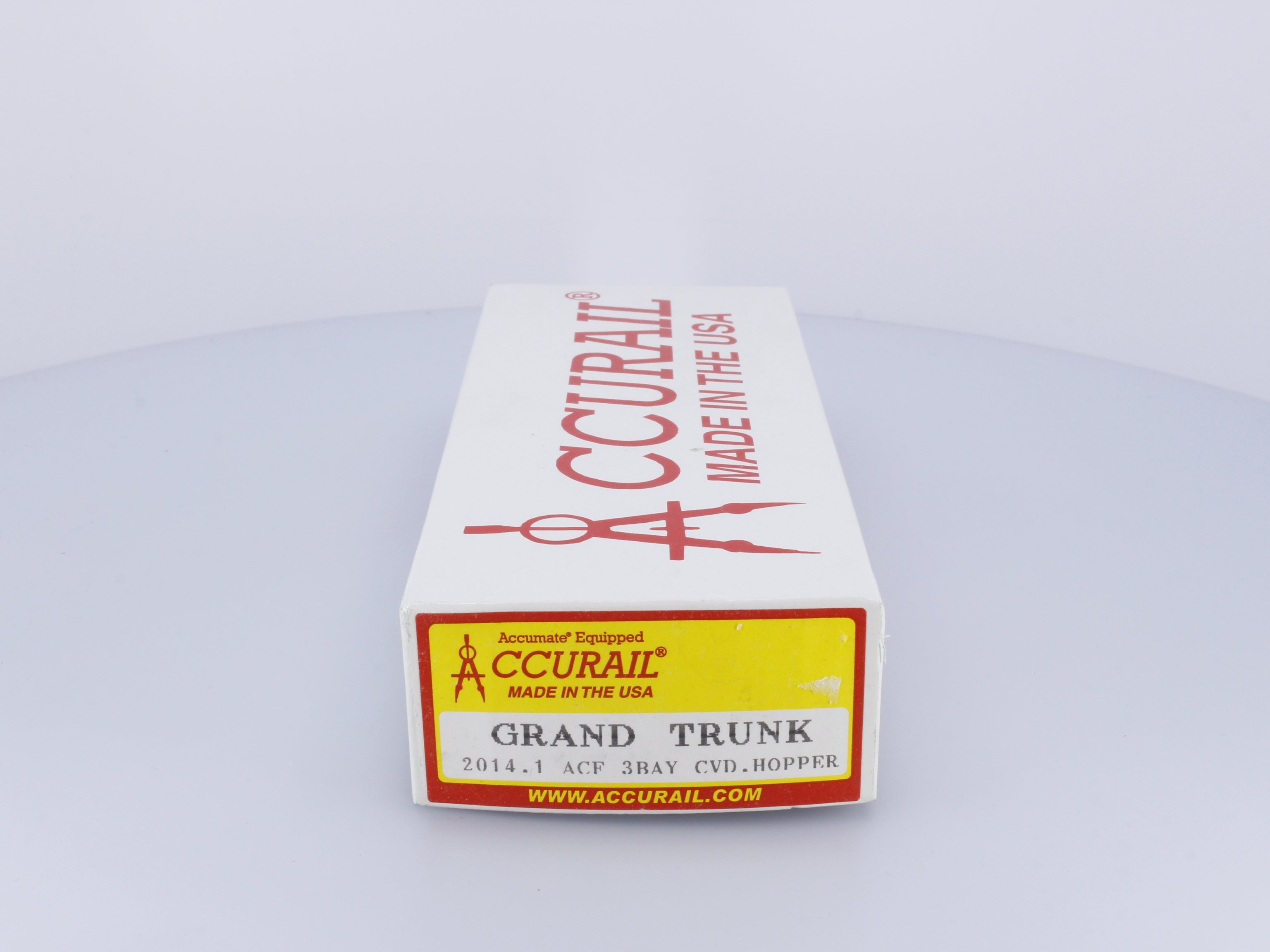 Accurail 2014.1 HO ACF 3-Bay Covered Hopper Grand Trunk Western (GTW) 138146