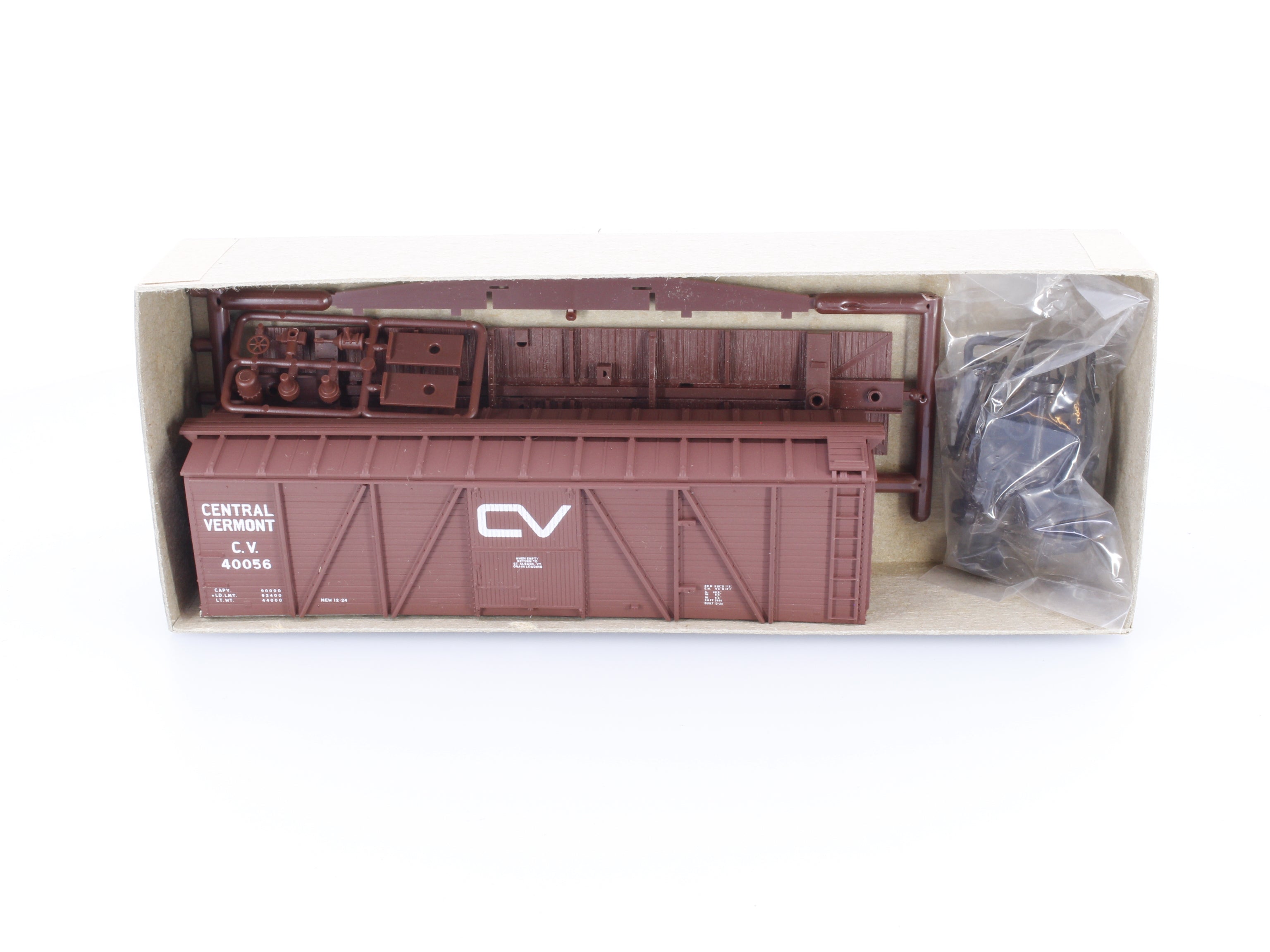 Accurail 7011 HO 40' 6 Panel Wood Box Car Central Vermont (CV) 40056