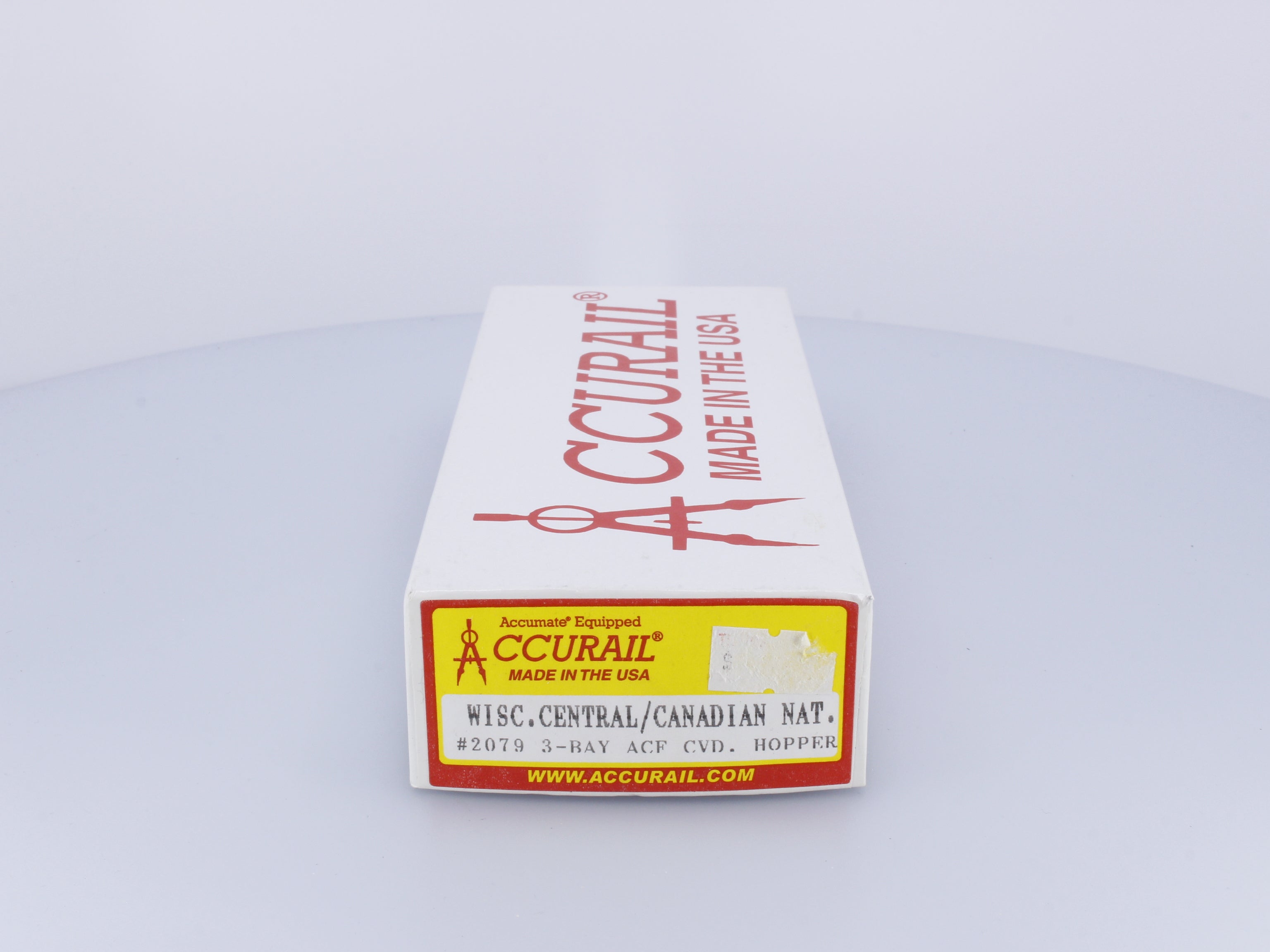 Accurail 2079 HO 3 Bay ACF Covered Hopper Wisconsin Central (WC) 87035