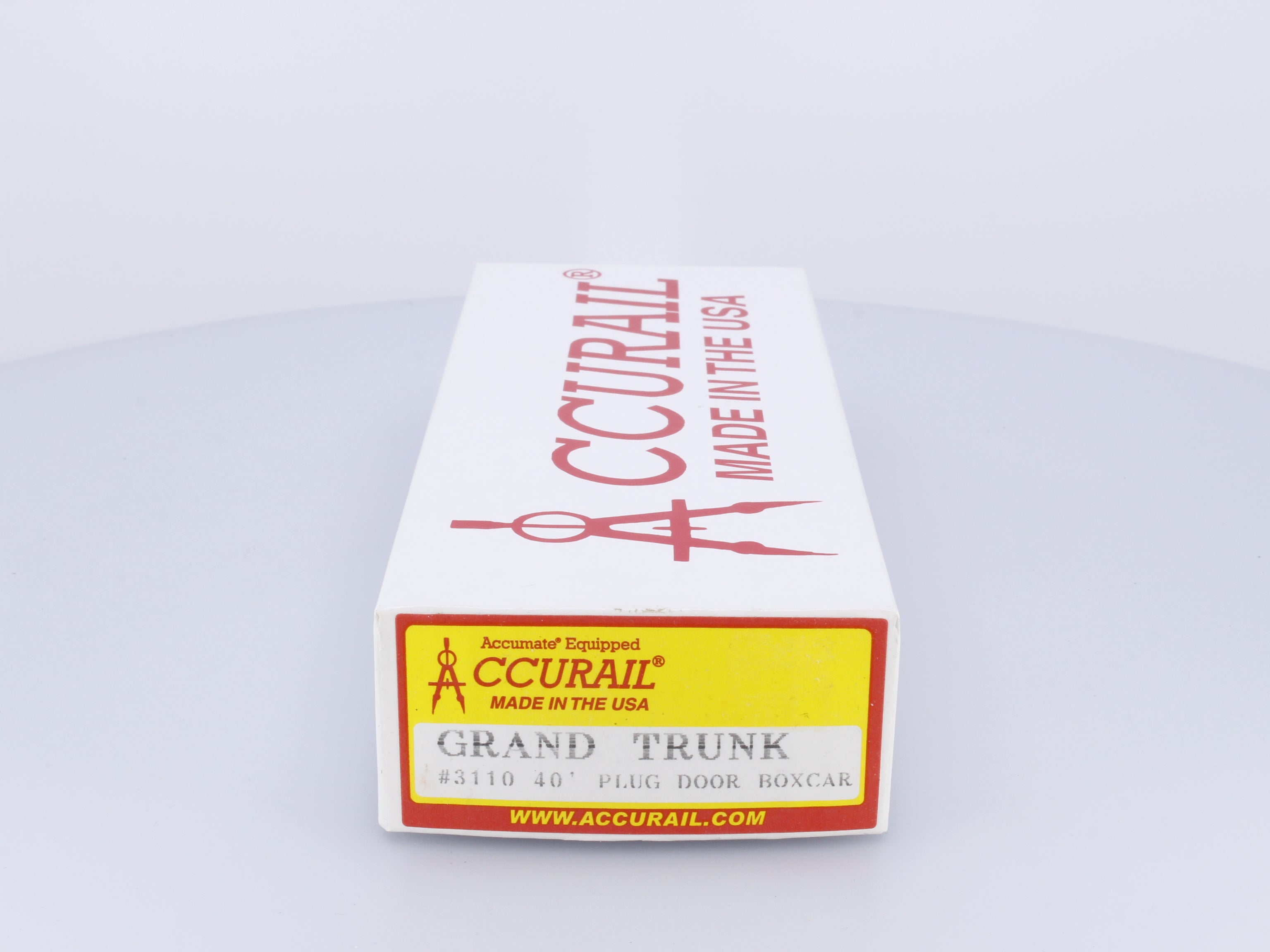 Accurail 3110 HO 40' Plug-Door Box Car Grand Trunk Western (GTW) 517042
