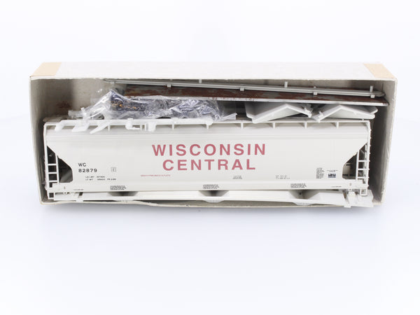Accurail 12004 HO ACF 3560 Covered Hopper Wisconsin Central (WC) 82879