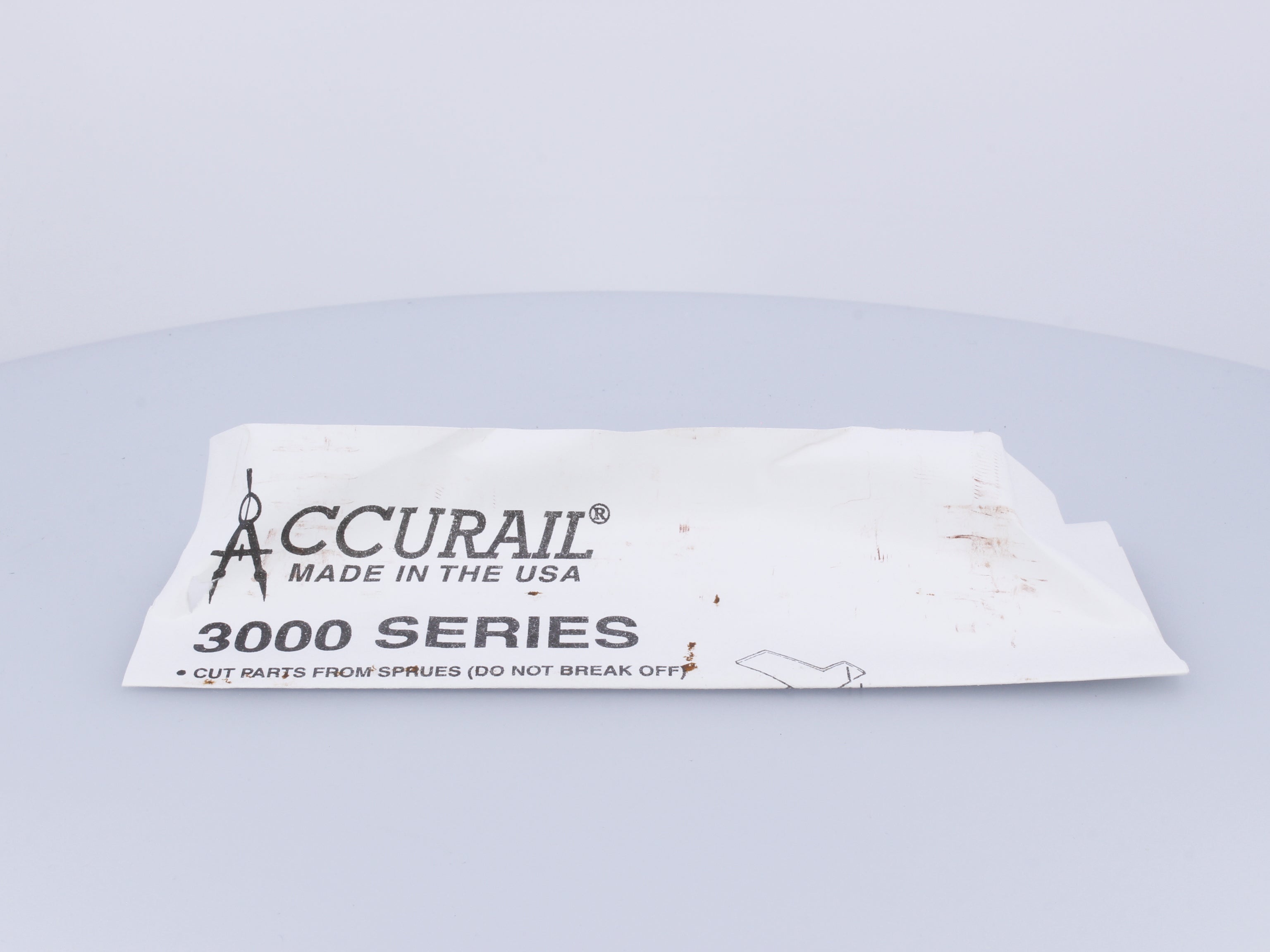 Accurail 3517 HO AAR 40' Steel Box Car Illinois Central (IC) 19068