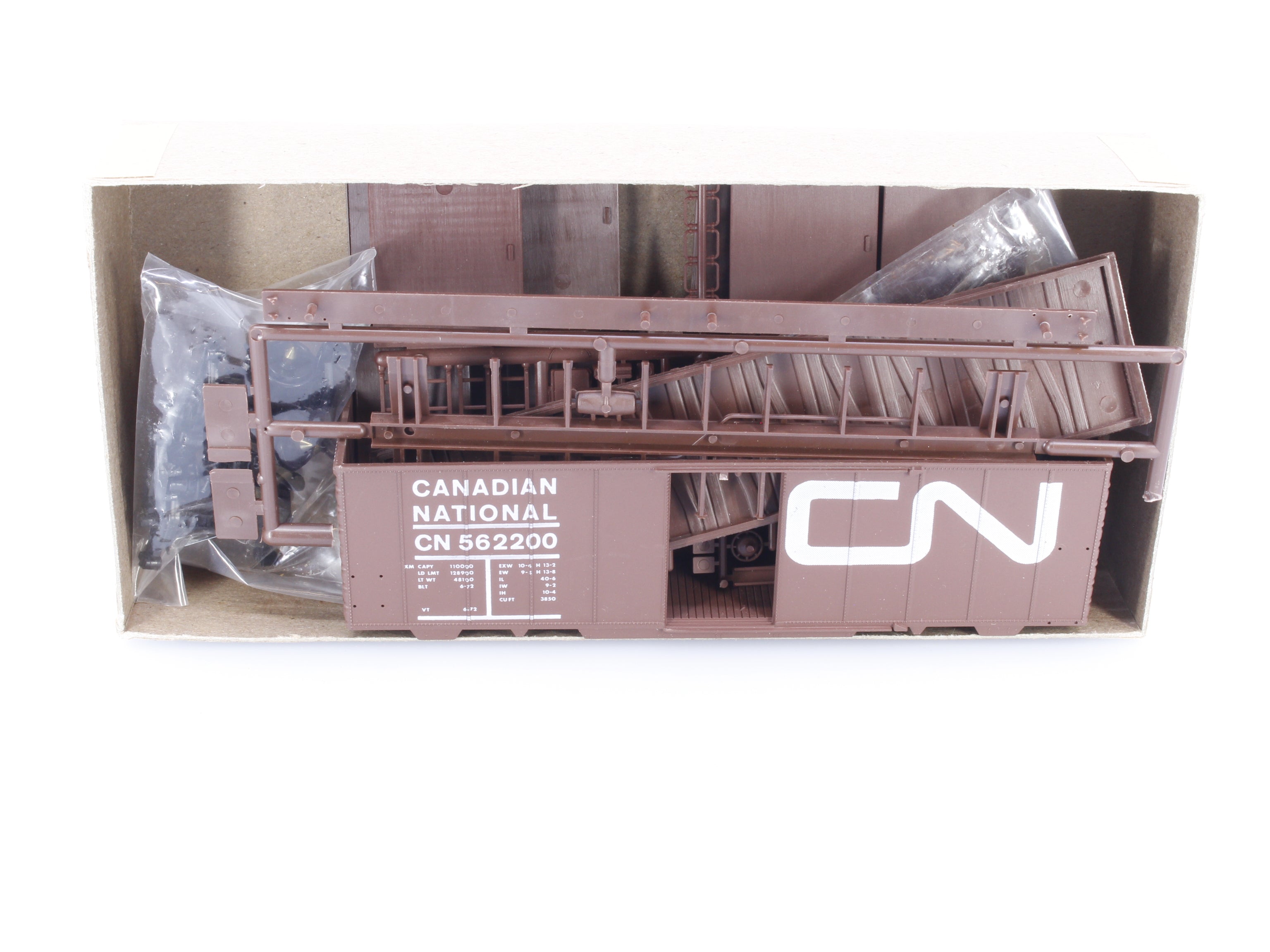 Front Range Products 4061-2 HO 40' Box Car Canadian National (CN) 562200 (#2)