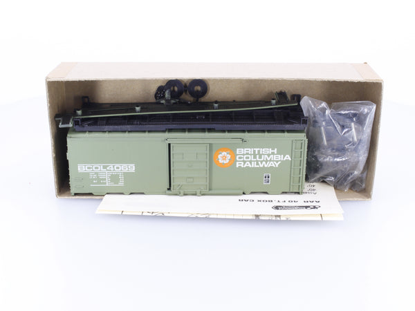 Roundhouse 1064 HO 40' Box Car BC Rail (BCOL) 4069