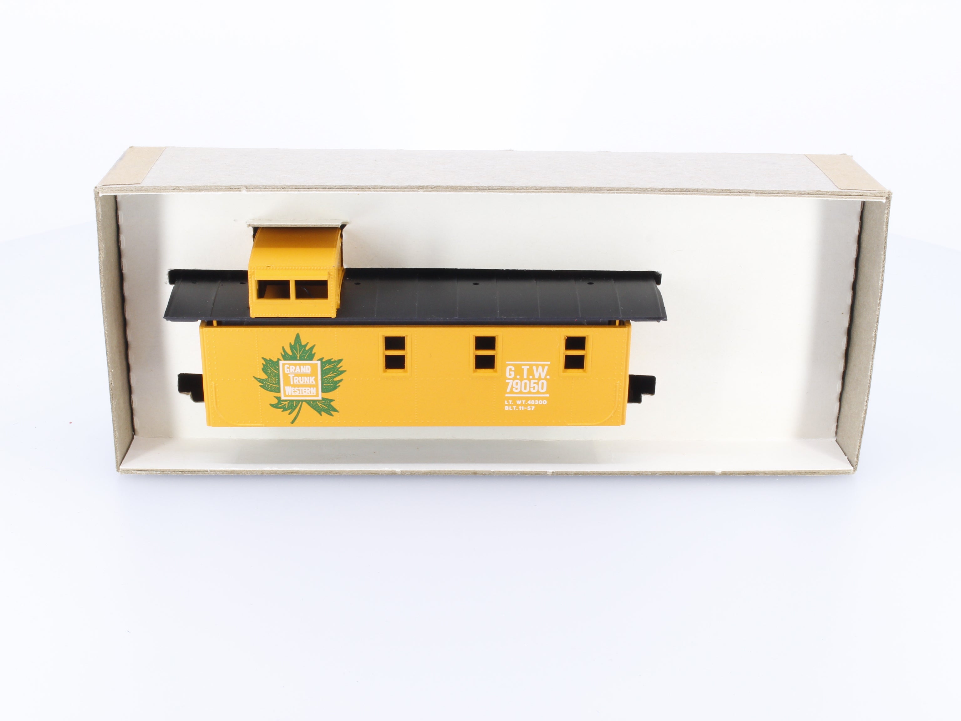 Roundhouse 3493 HO Caboose Grand Trunk Western (GTW) 79050