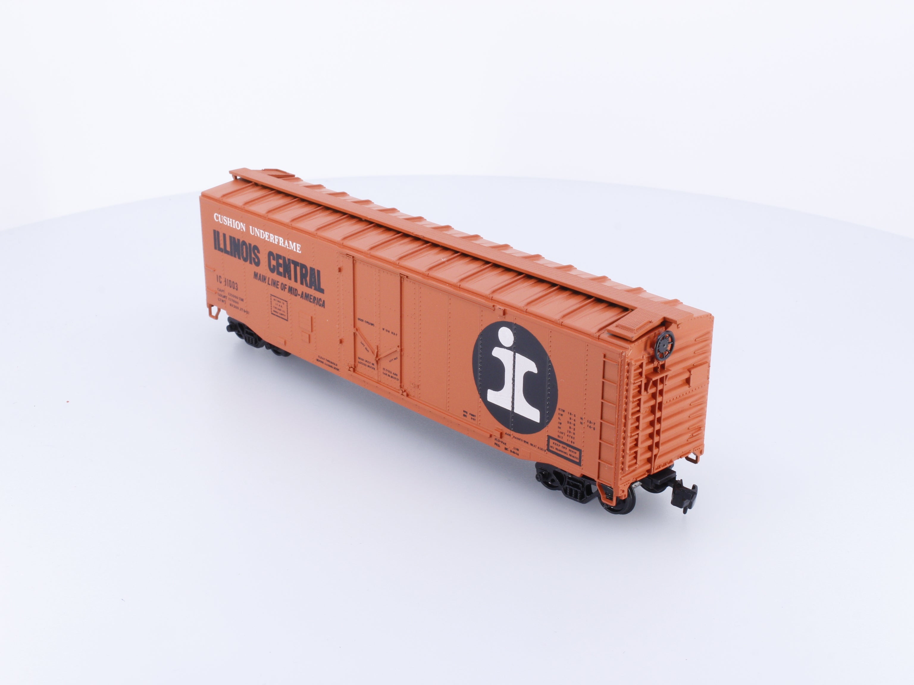 Roundhouse 1955 HO 50' Plug Door Box Car Illinois Central (IC) 11003