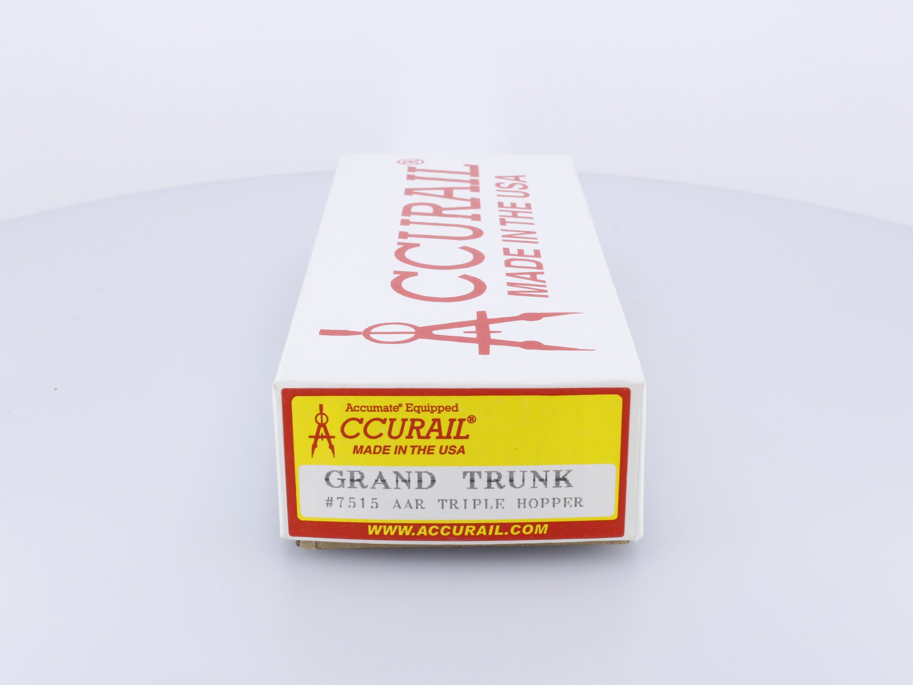 Accurail 7515 HO AAR Triple Hopper Grand Trunk Western (GTW) 111895